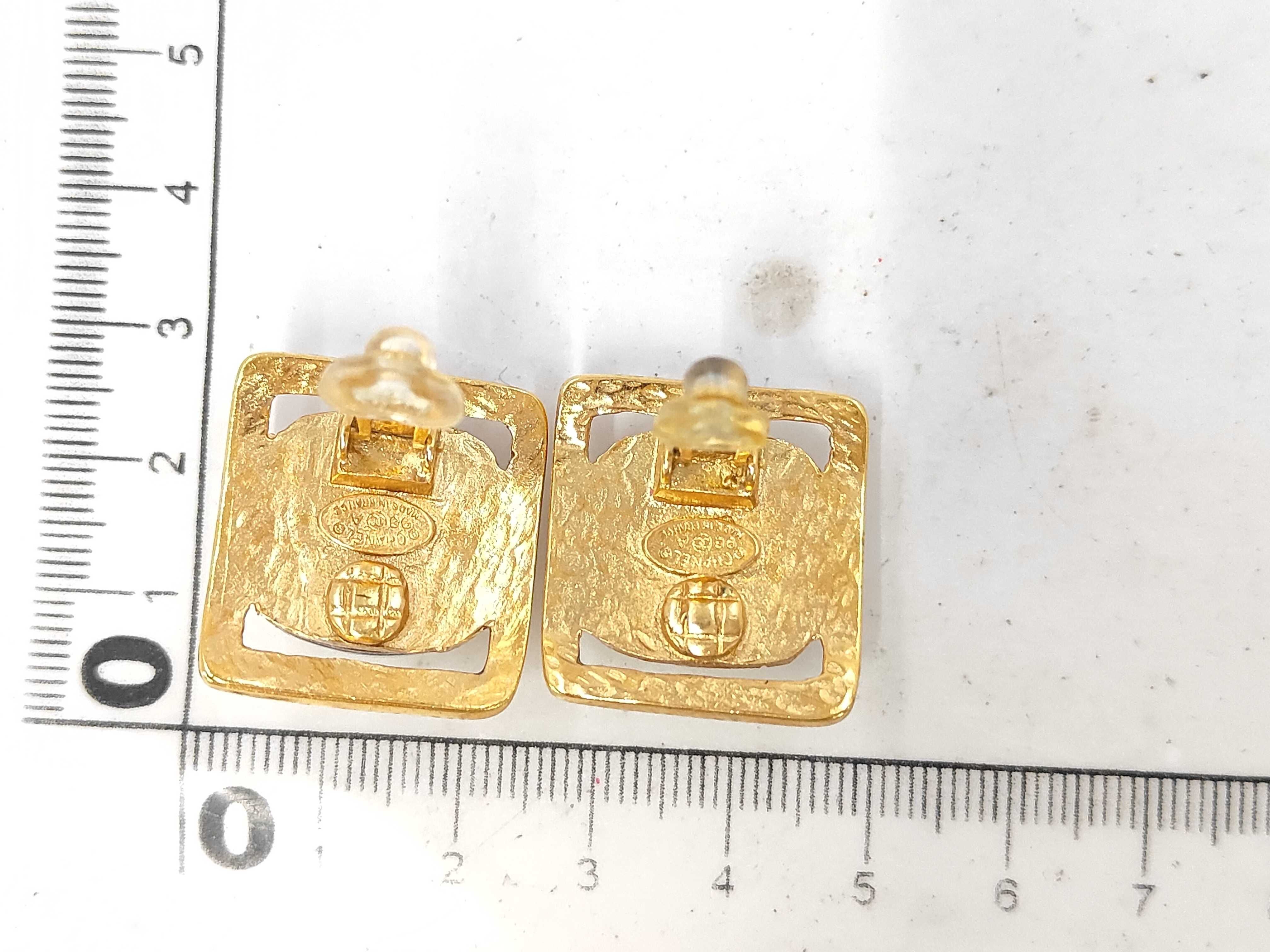 earrings — view 6