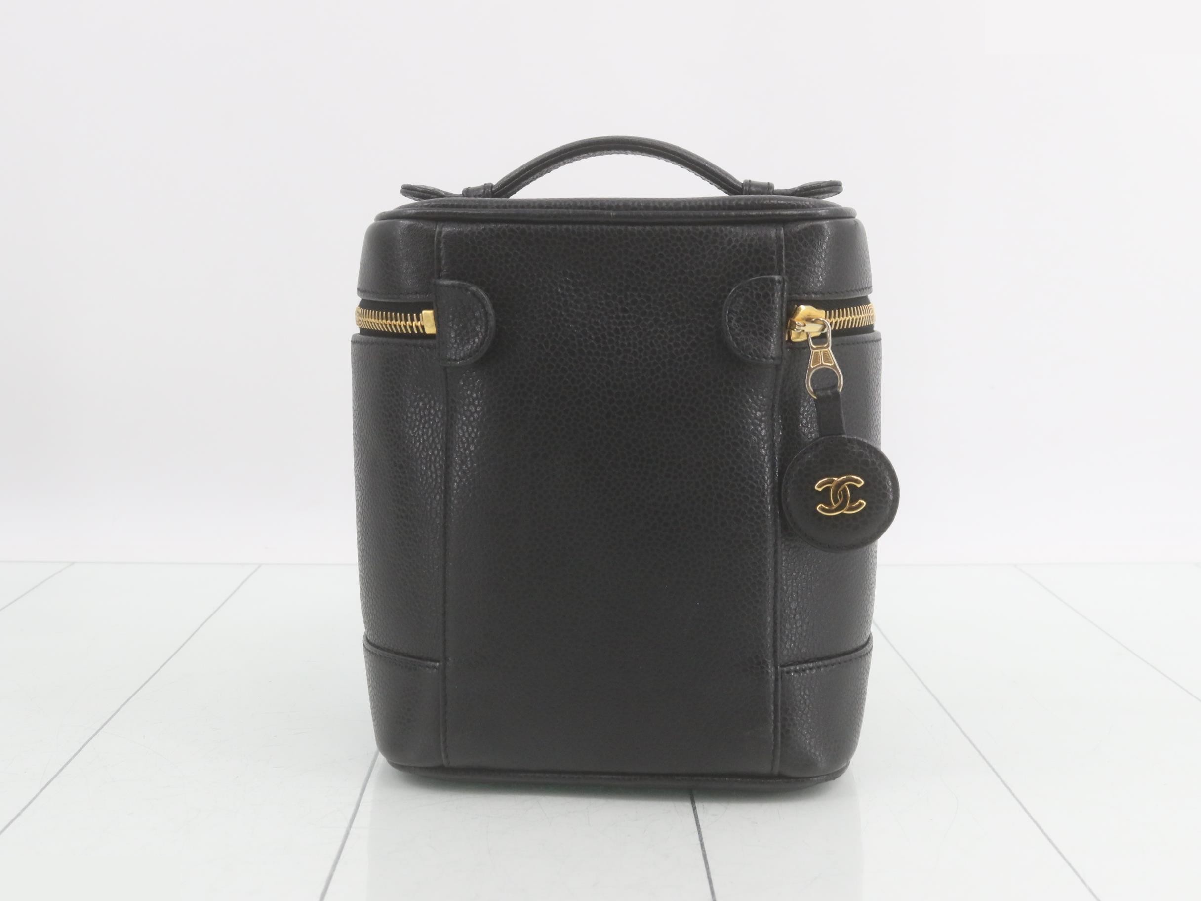 Vanity bag, caviar leather — view 2