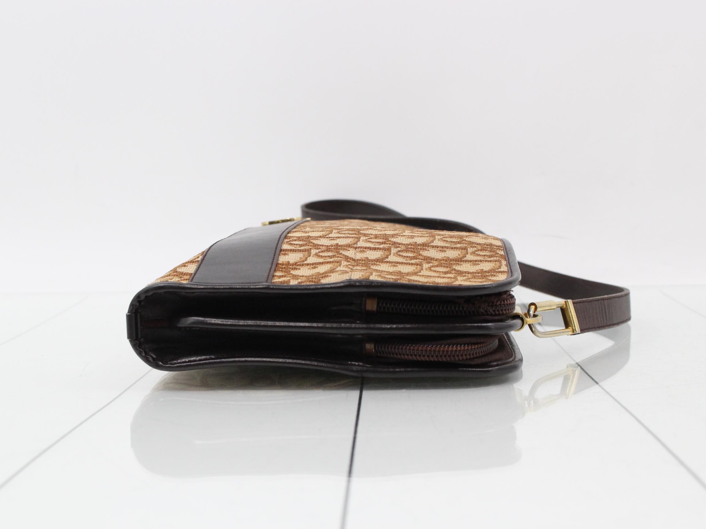 Trotter (bag) - Shoulder bag — view 3