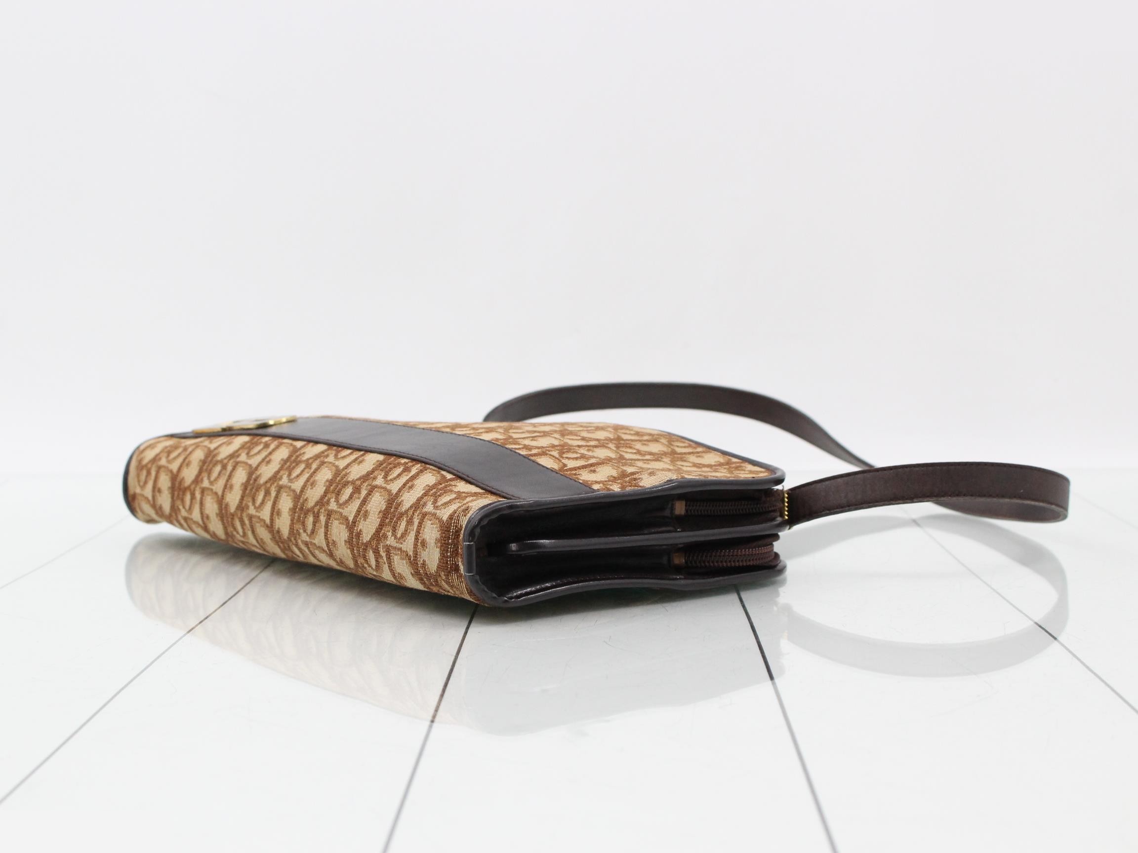 Trotter (bag) - Shoulder bag — view 6