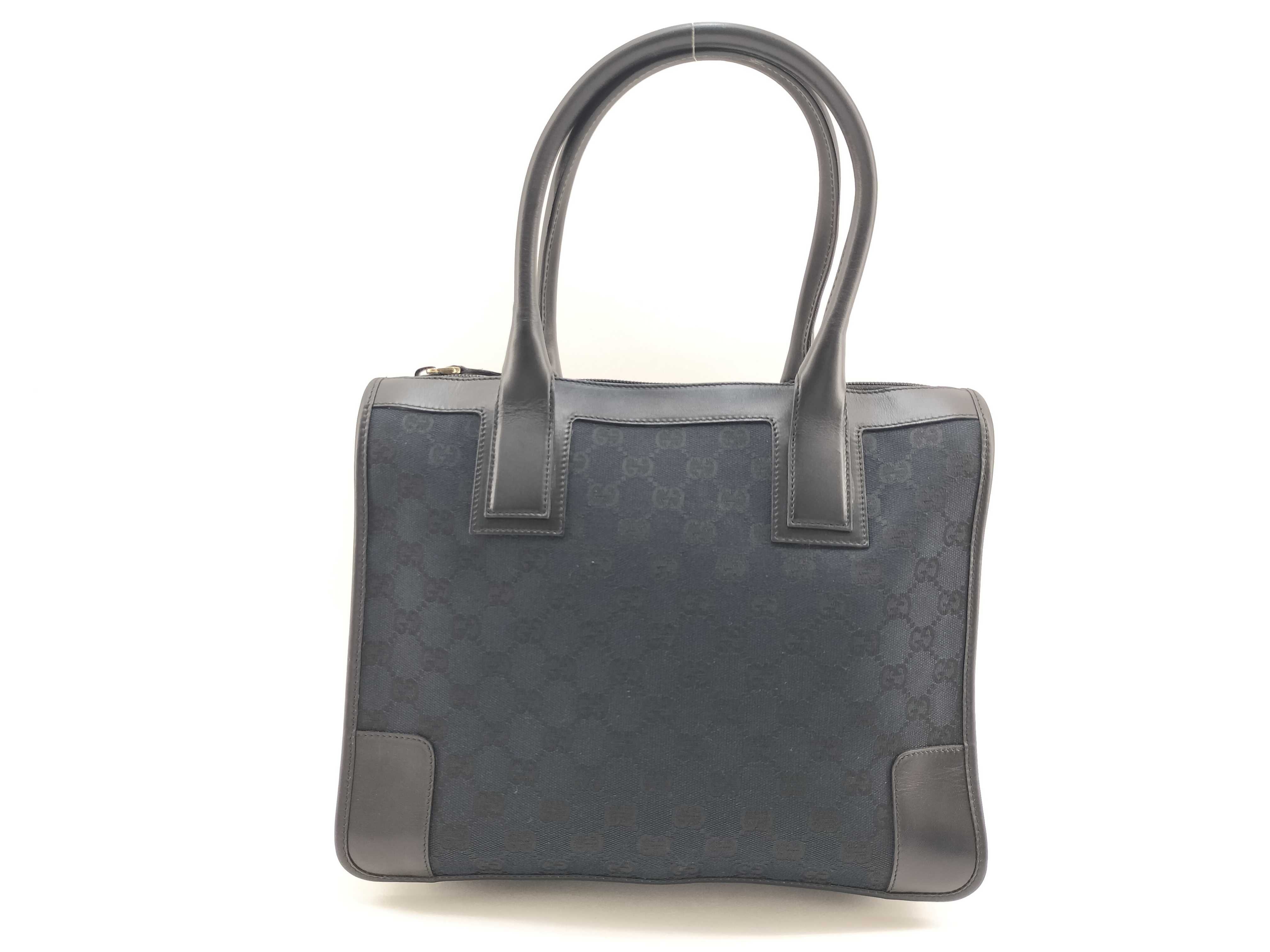 handbag, black