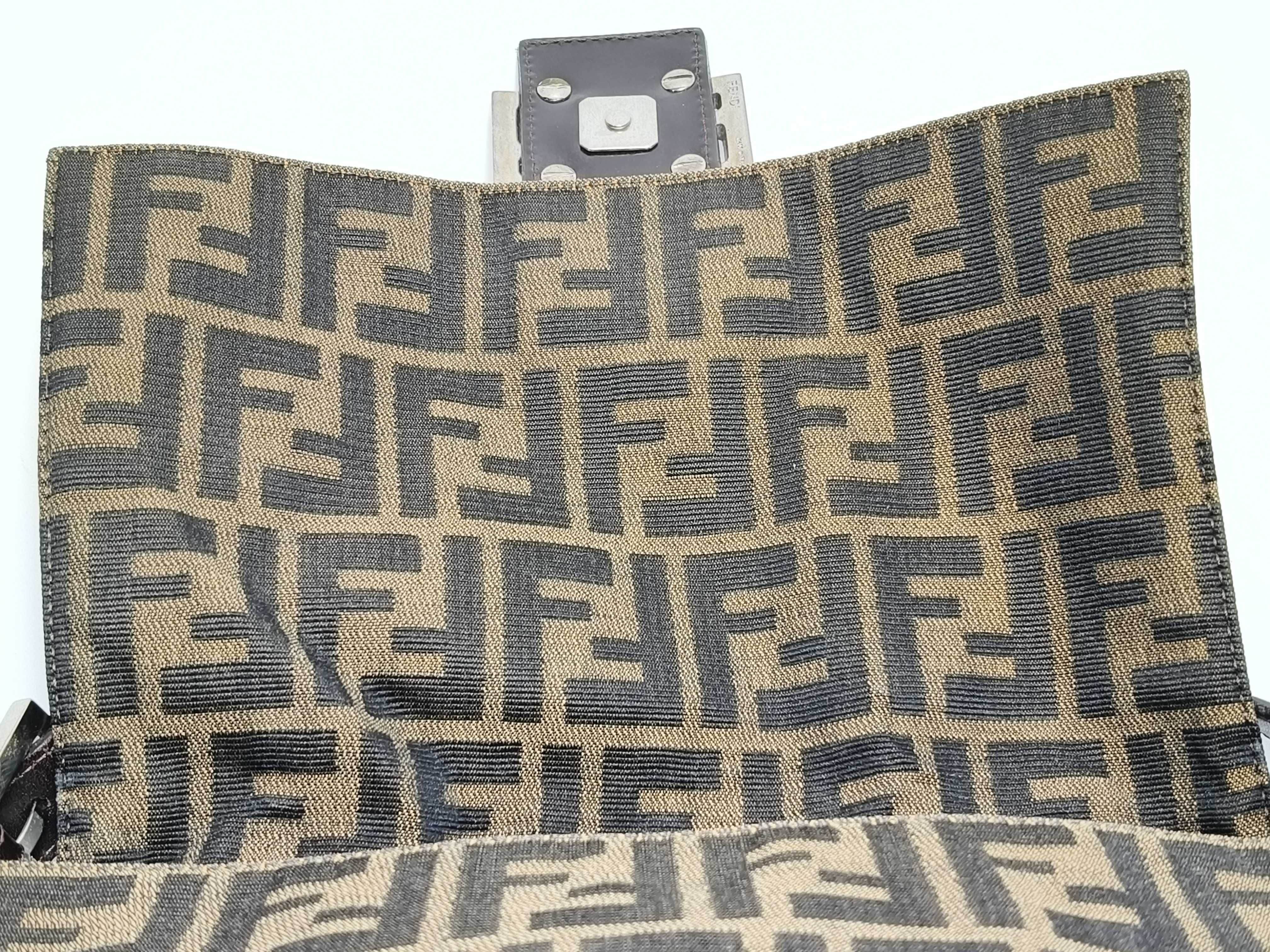 Zucca pattern Fendi Zucca handbag Mamma Bucket brown shoulder bag — view 8