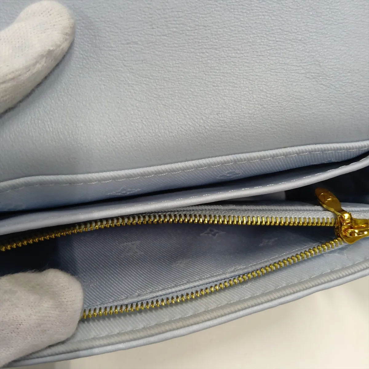 Bubblegram Wallet on Strap M81399 Blue (RFID detected) — view 15