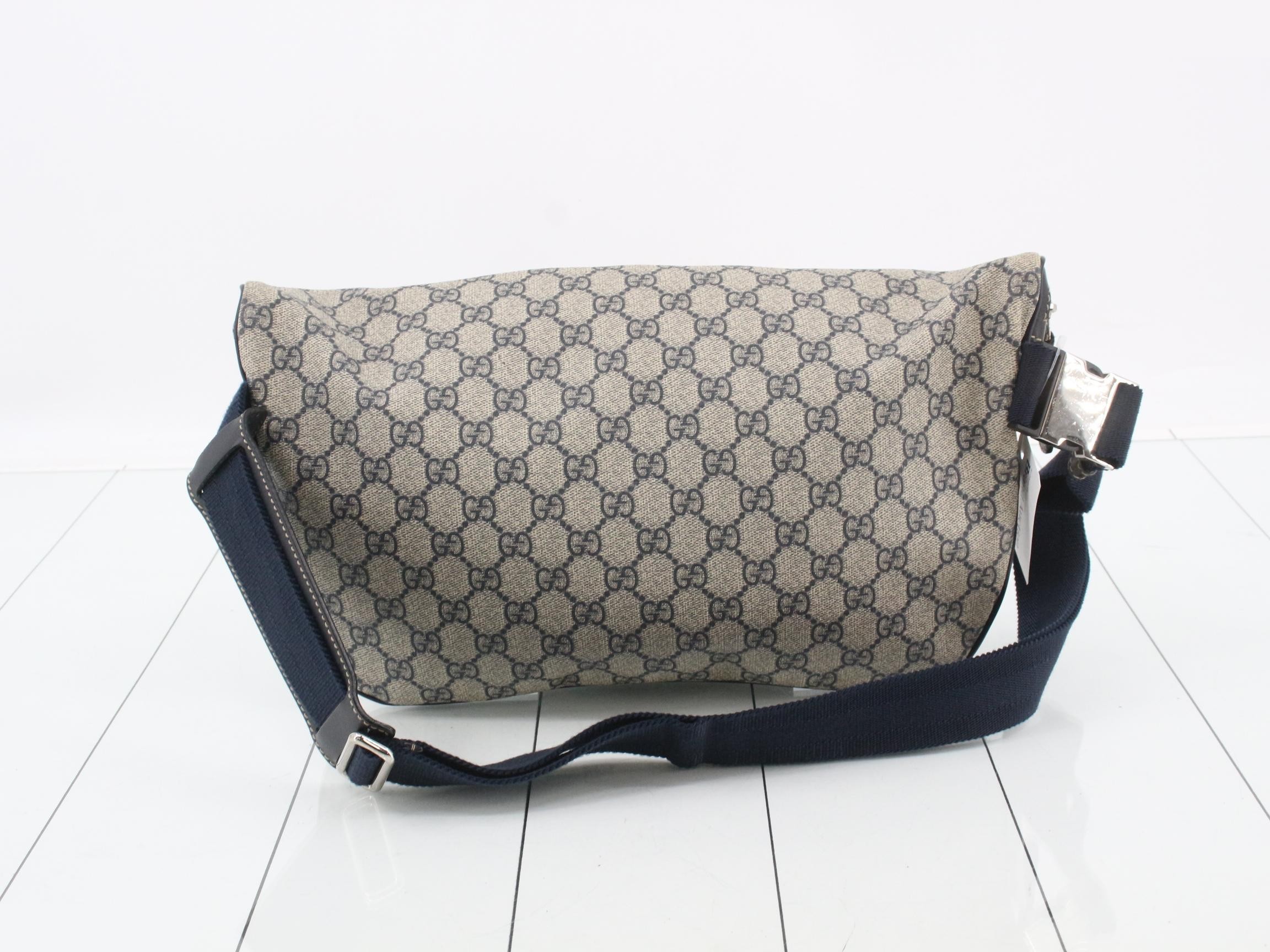 GG Plus Waist Bag, Navy, Silver Hardware, 31 x 20 x 2 cm — view 2
