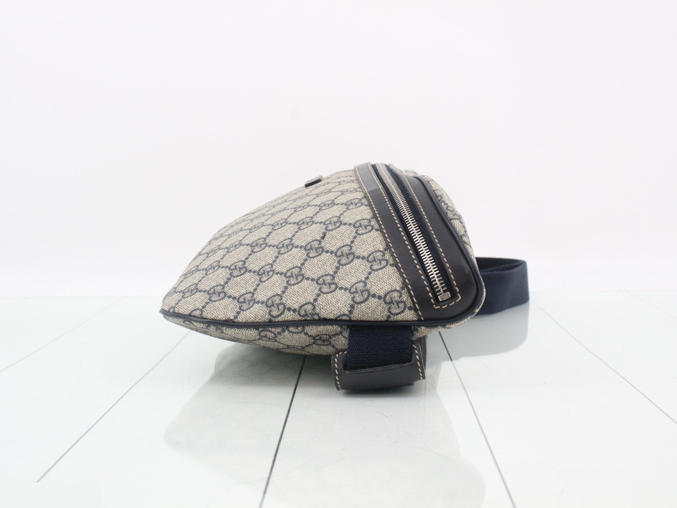 GG Plus Waist Bag, Navy, Silver Hardware, 31 x 20 x 2 cm — view 3