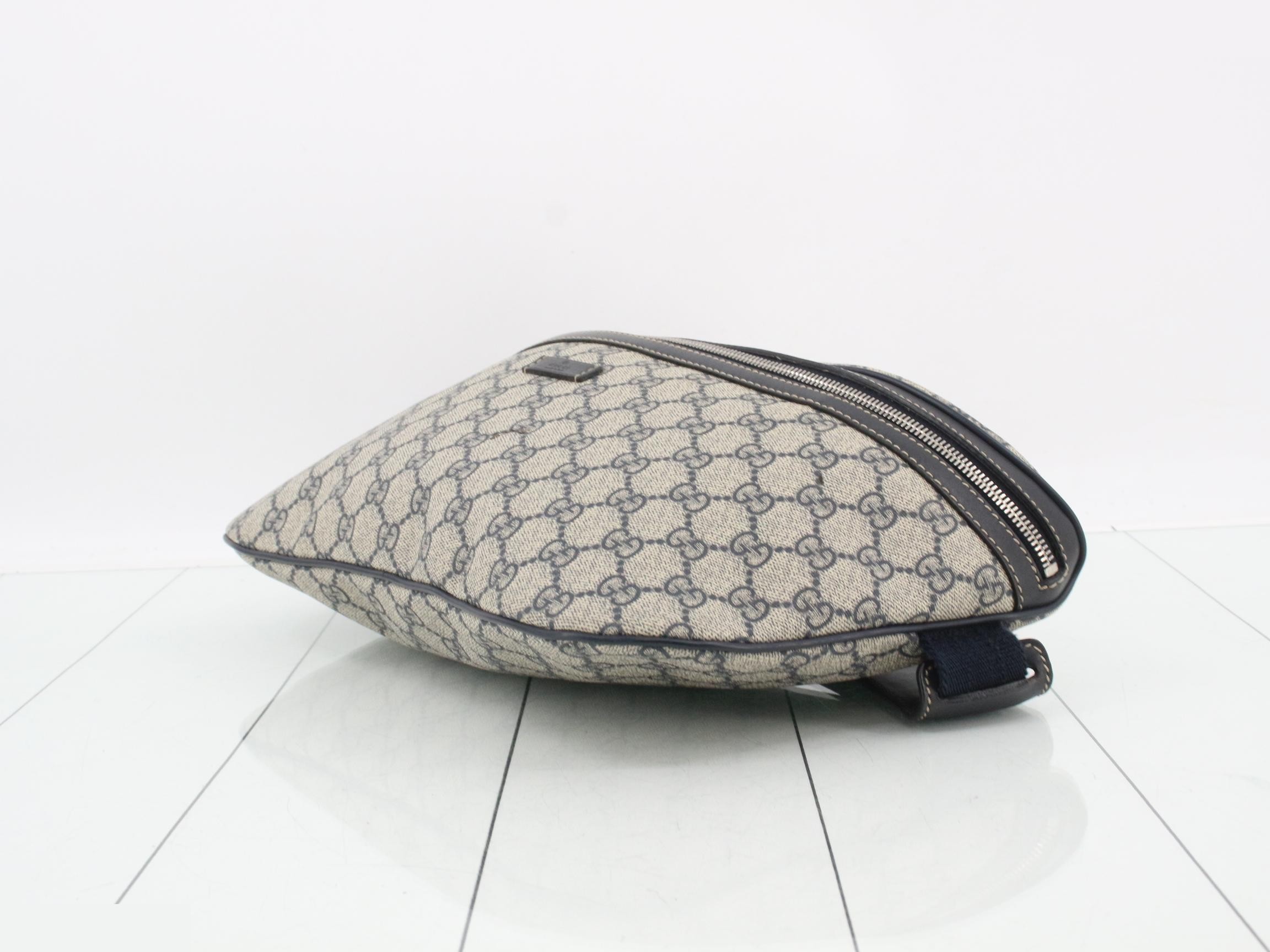 GG Plus Waist Bag, Navy, Silver Hardware, 31 x 20 x 2 cm — view 6