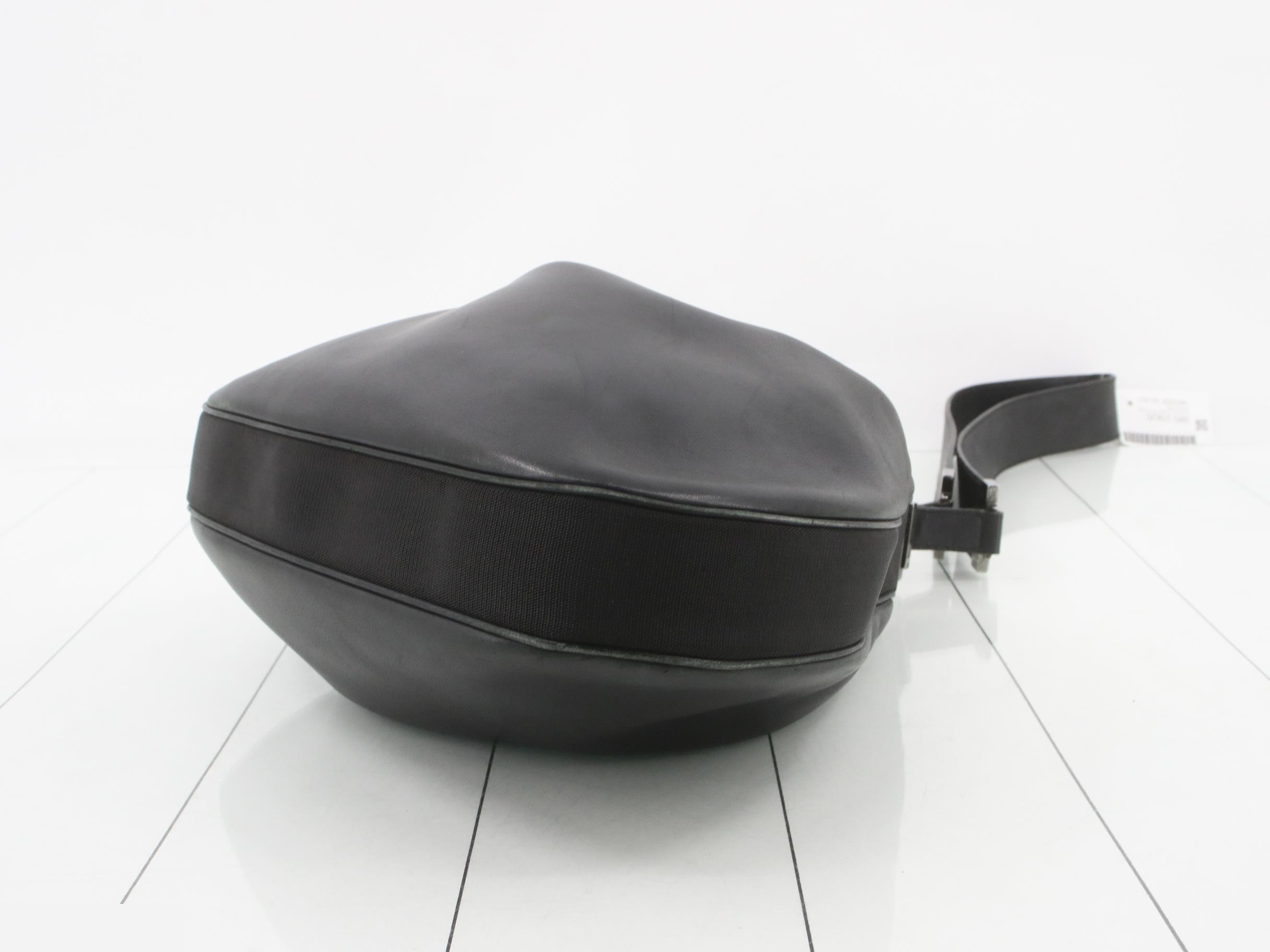 Black One-Shoulder Bag, Black, 001 3315 1705 — view 6