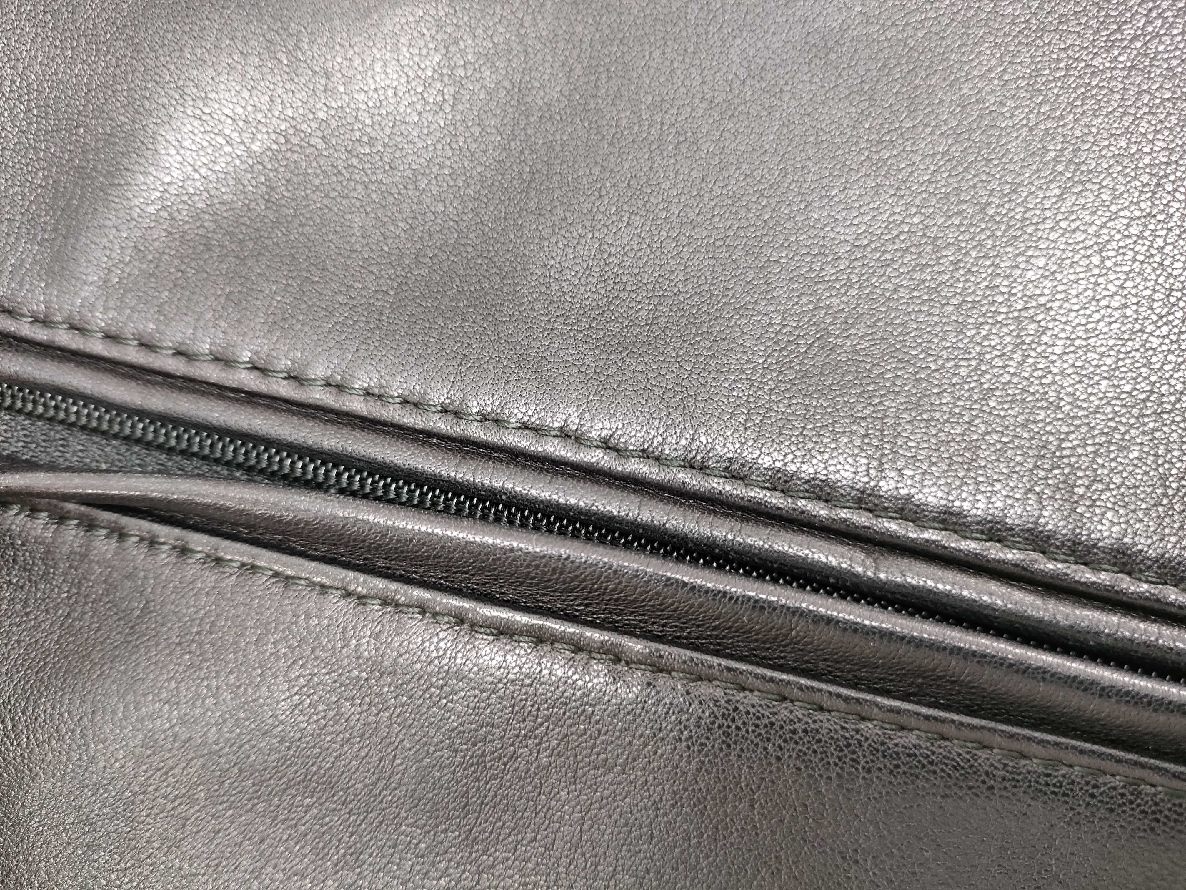 BLUE LABEL Pigskin Leather Horse Logo Black Shoulder Bag — view 13
