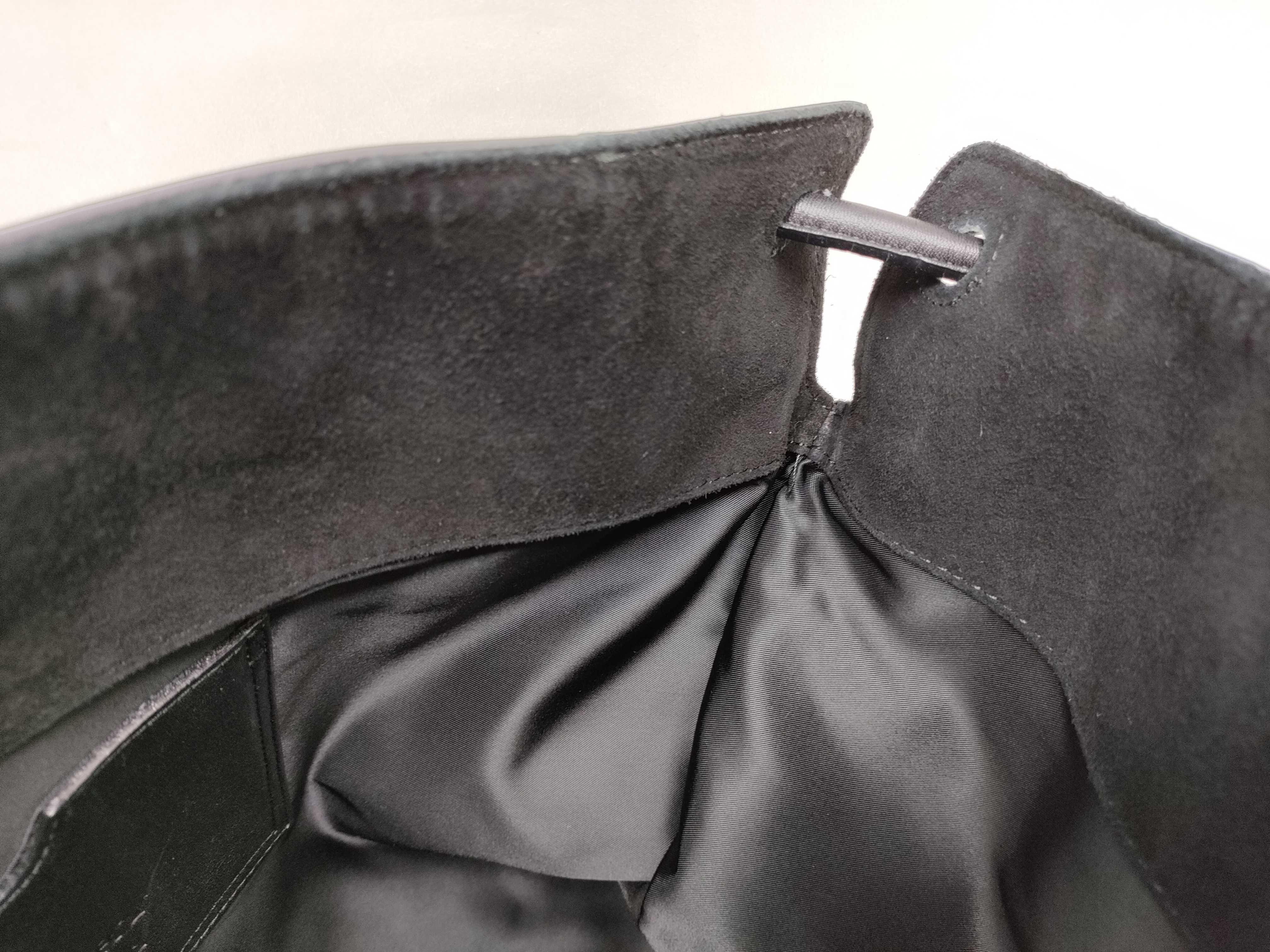 BLUE LABEL Pigskin Leather Horse Logo Black Shoulder Bag — view 8