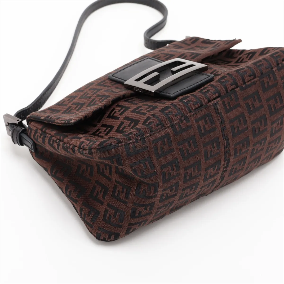 Zucchino Mamma Bucket Canvas Shoulder Bag, Brown, 8BR180 — view 4