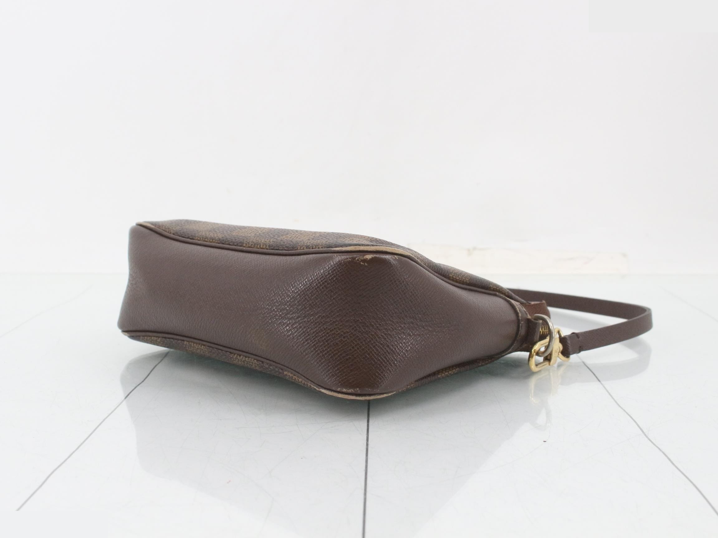 Truth Makeup with Long Strap — view 6