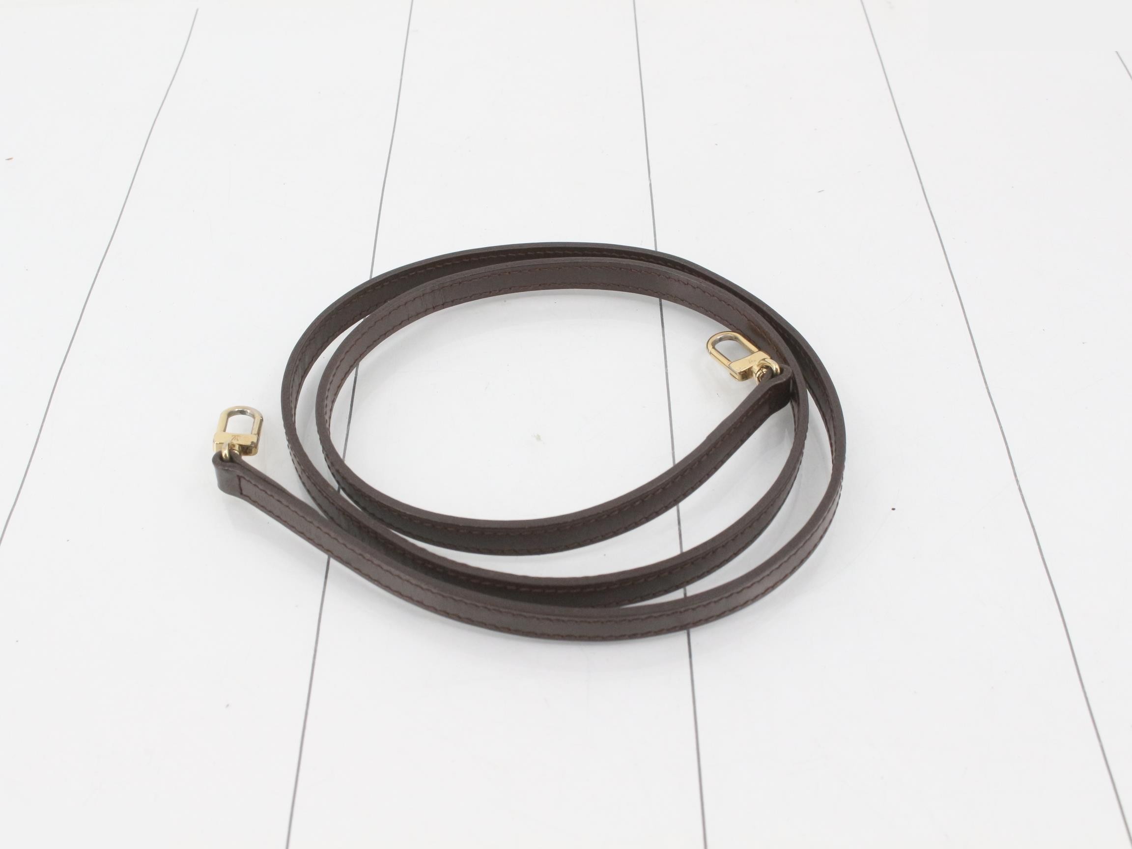 Truth Makeup with Long Strap — view 7