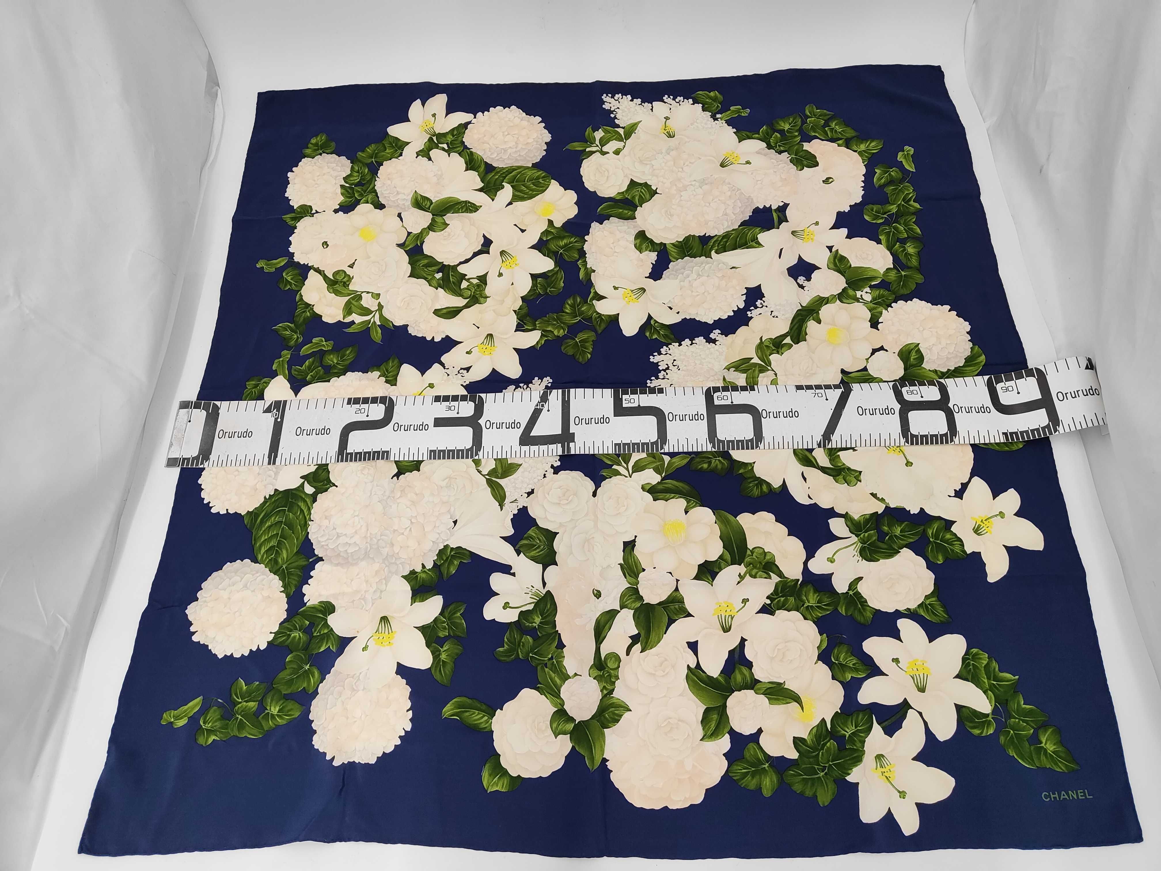 Scarf / Silk Other Accessories — view 2