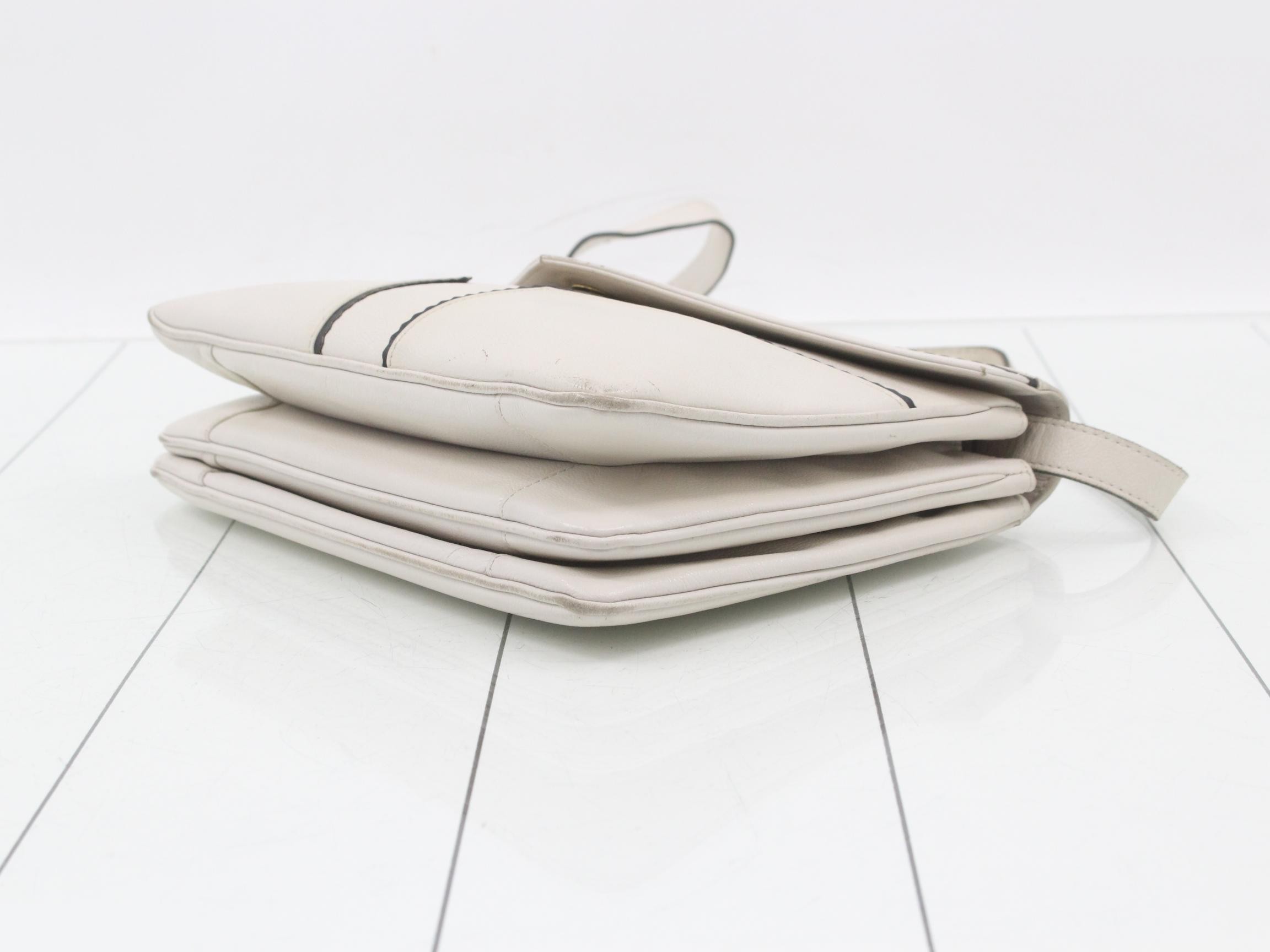 Shoulder bag, push-lock closure, leather, white — view 6