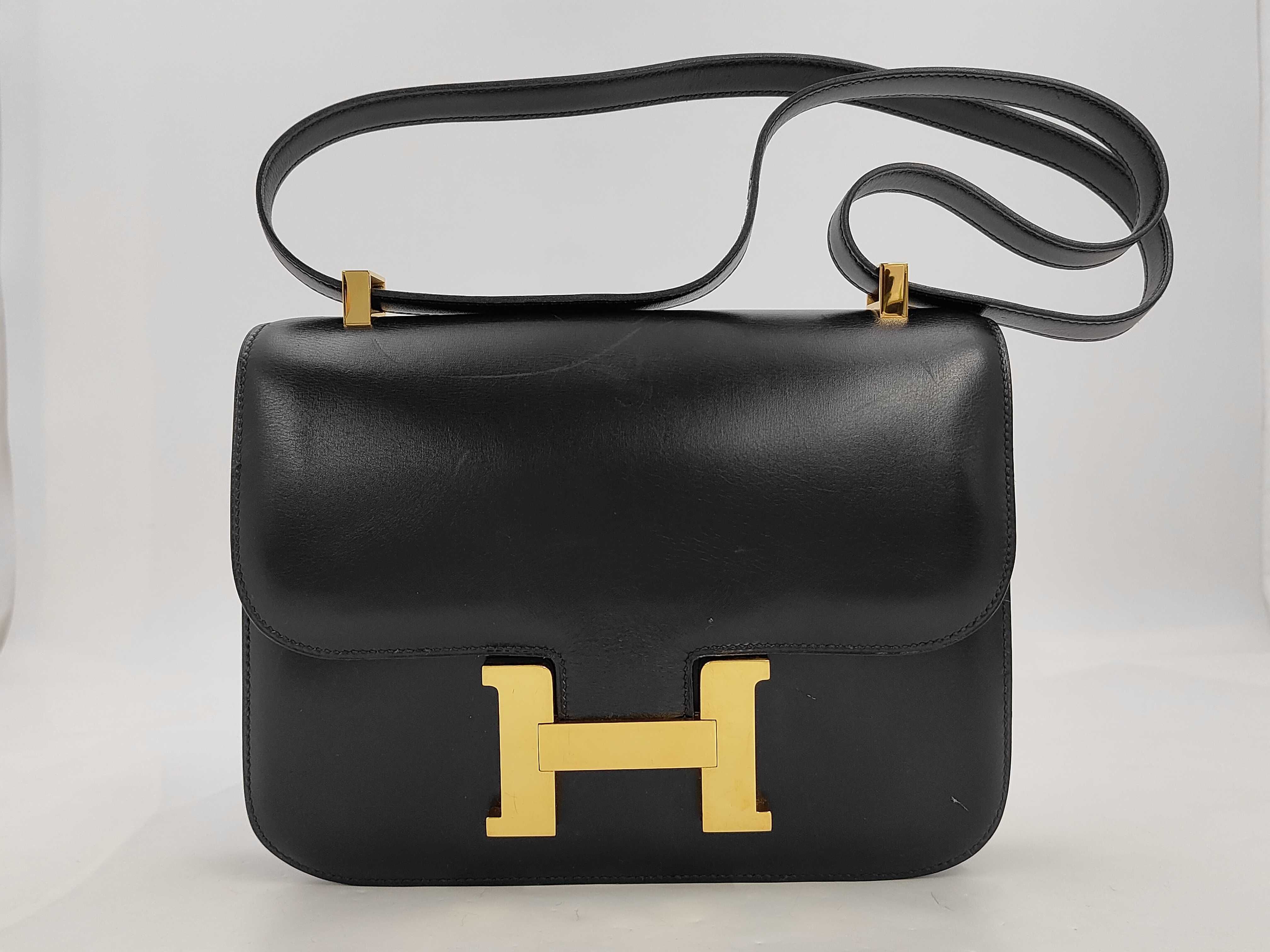 Constance 24 Box Calf Black Shoulder Bag (Y Stamp, Gold)