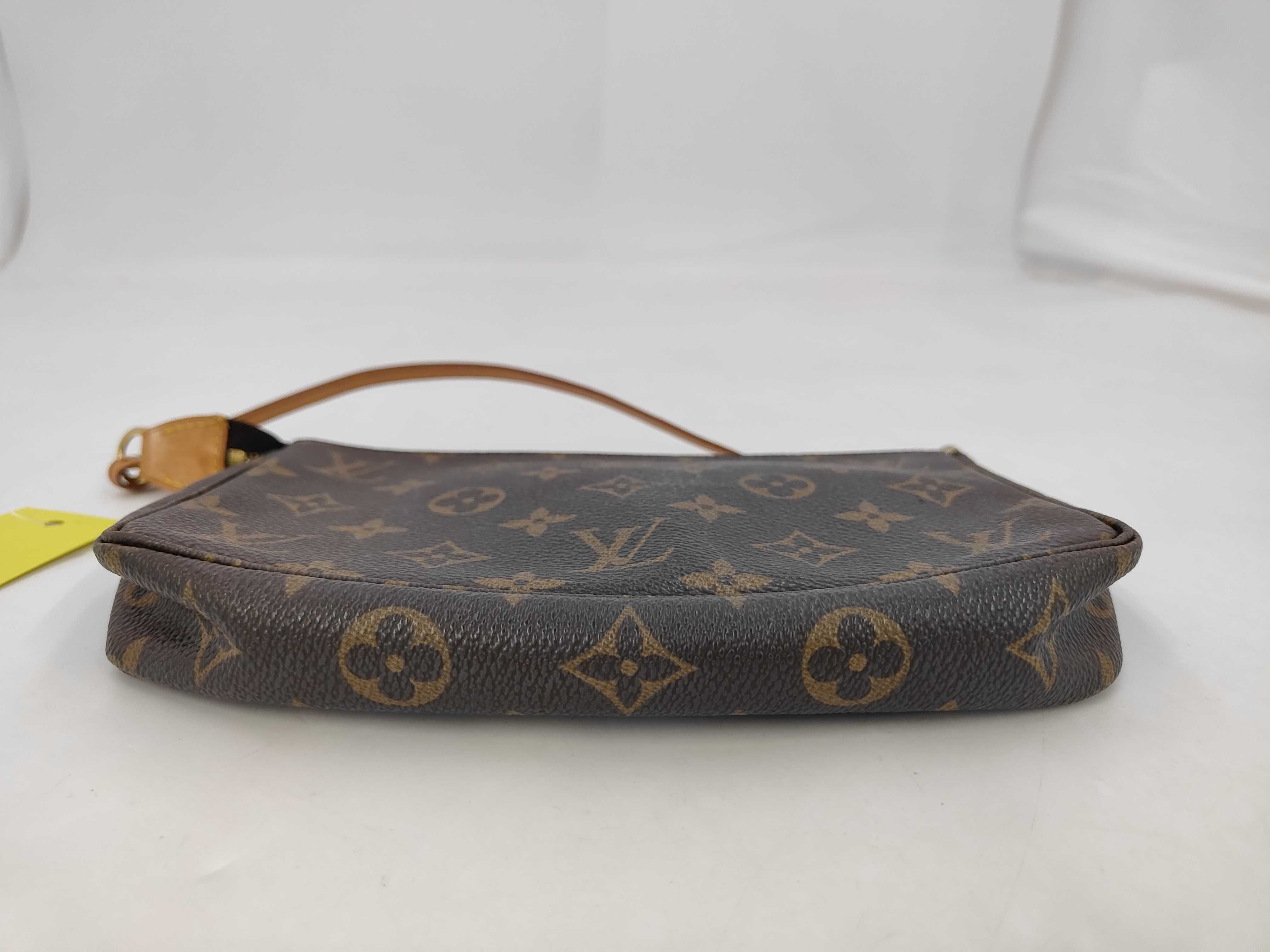 Monogram M40712 Pochette Accessoires Handbag — view 4