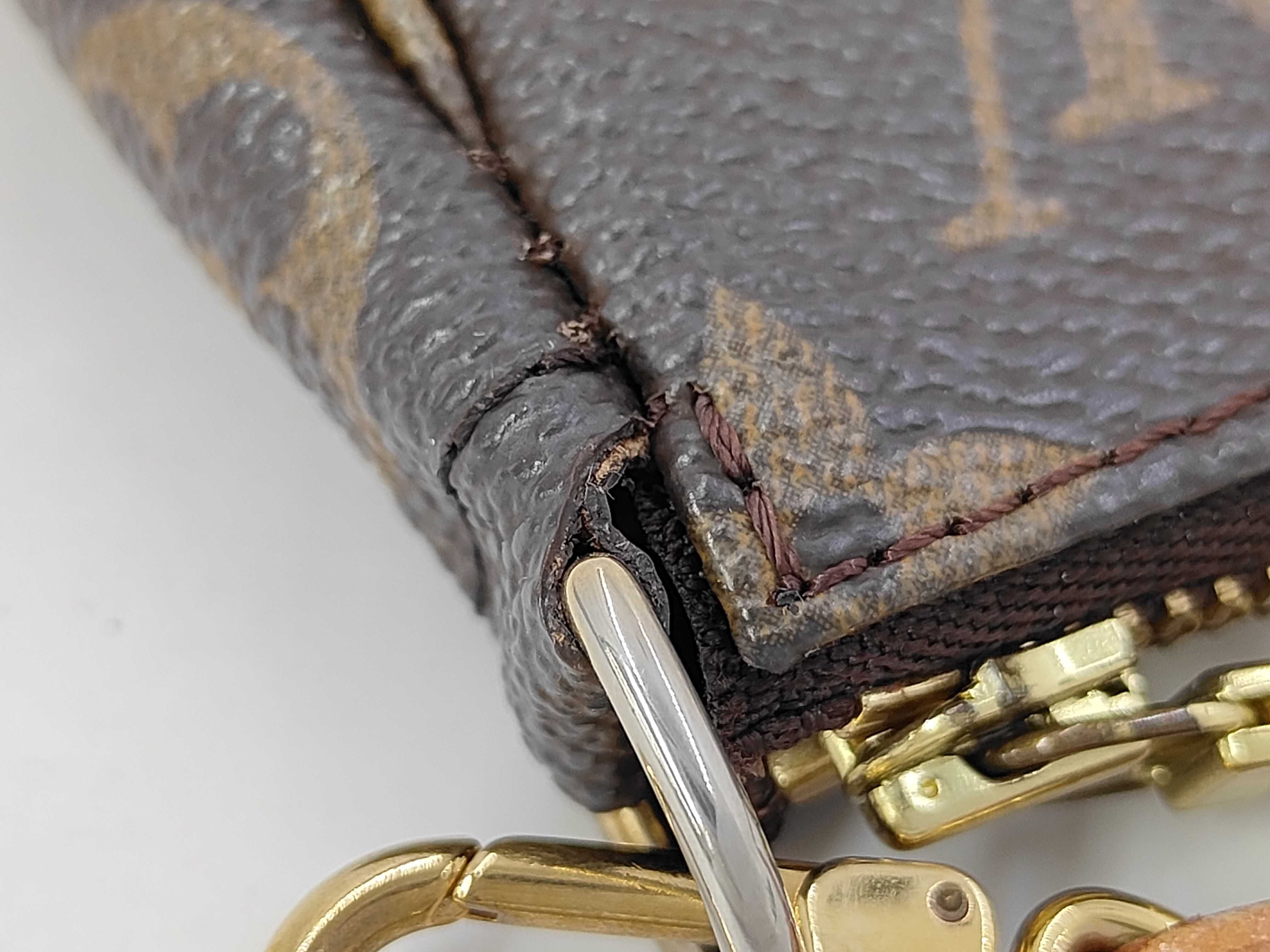 Monogram M40712 Pochette Accessoires Handbag — view 6