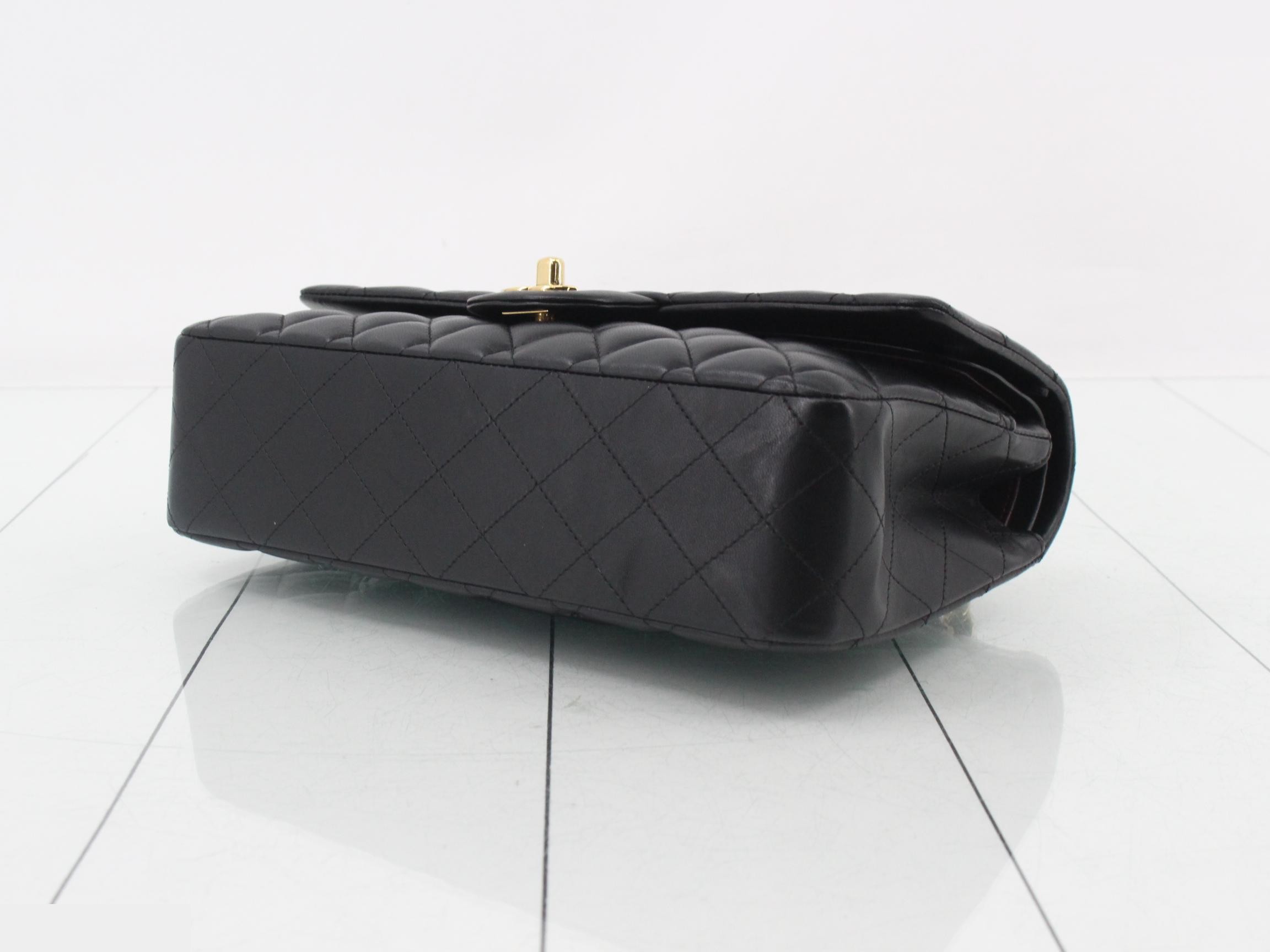 Matelassé Chain Shoulder Bag — view 6