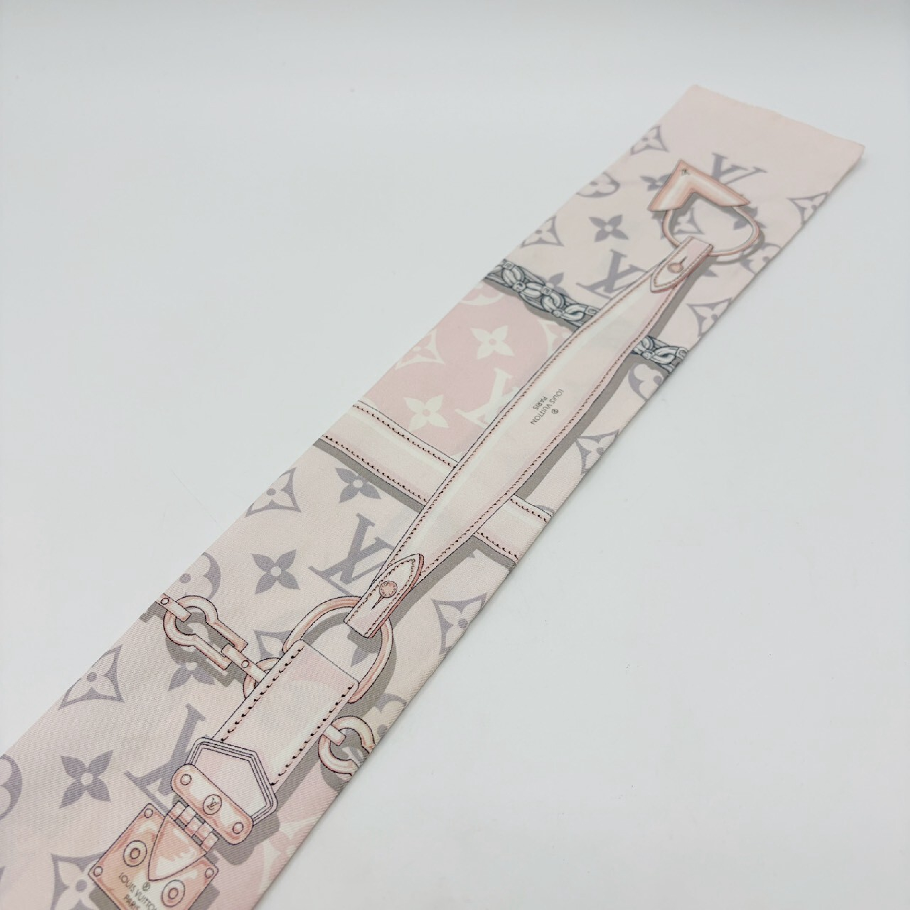 Bandeau Monogram Confidential Pink Other Accessories — view 8