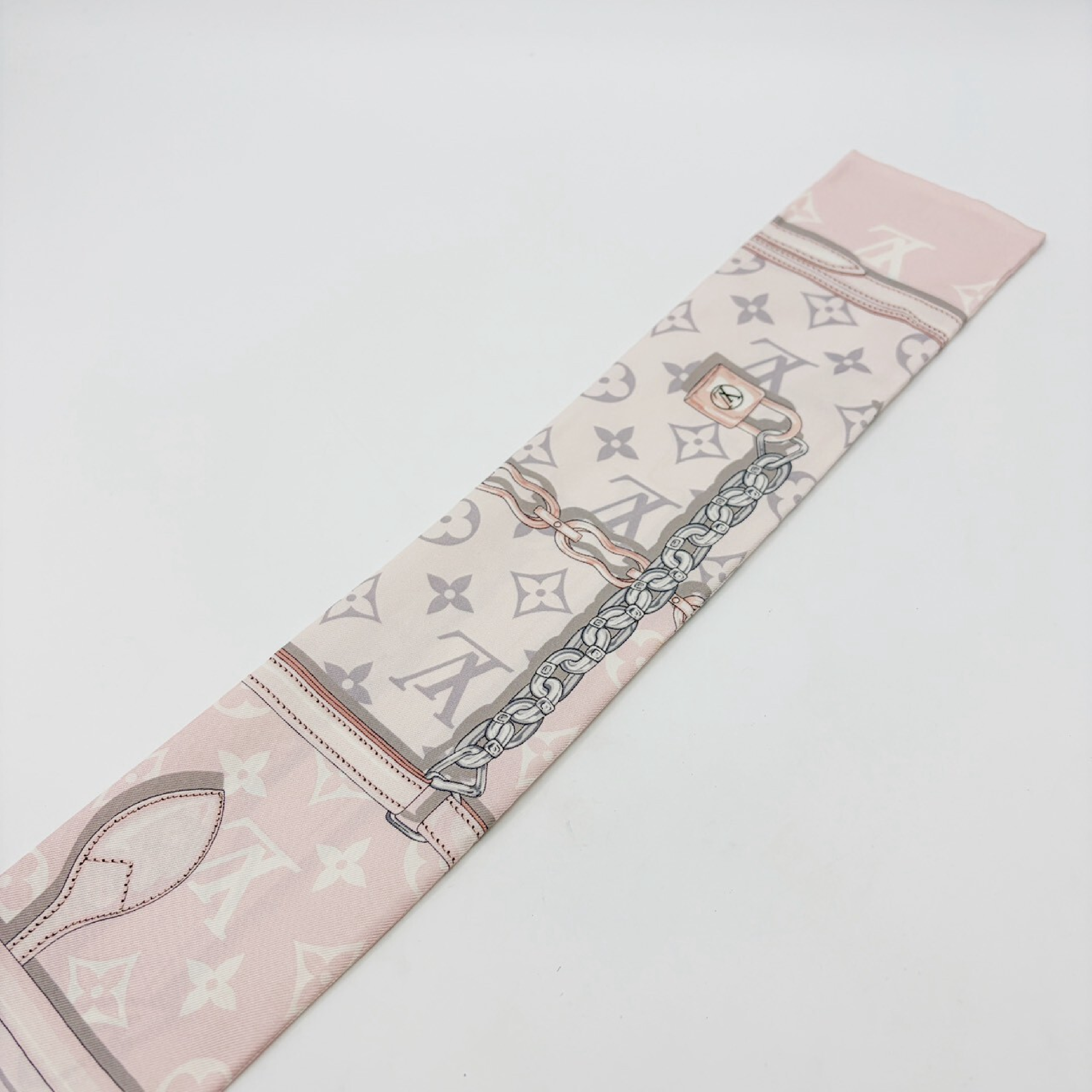 Bandeau Monogram Confidential Pink Other Accessories — view 9