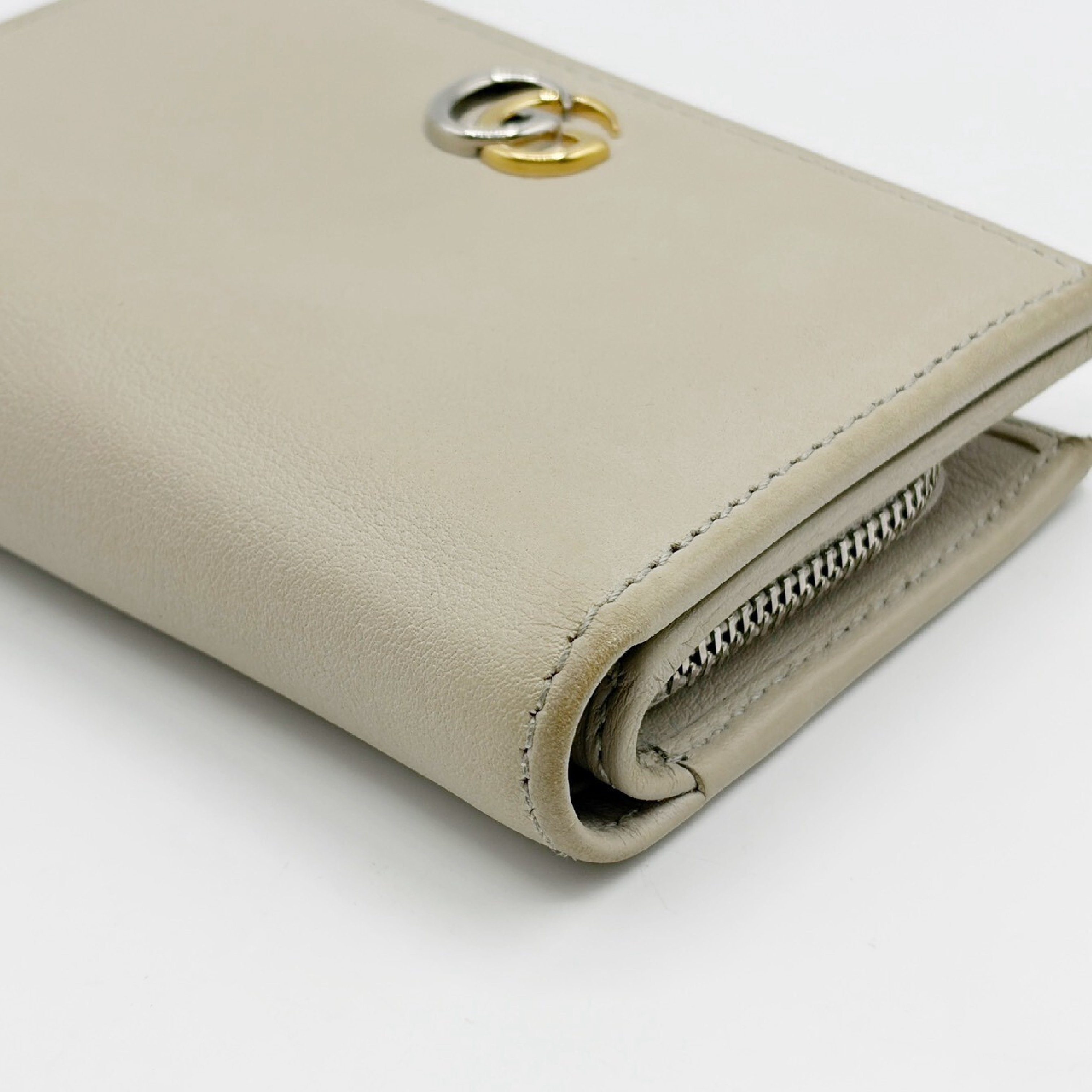 GG Marmont Compact Wallet, Greige — view 4
