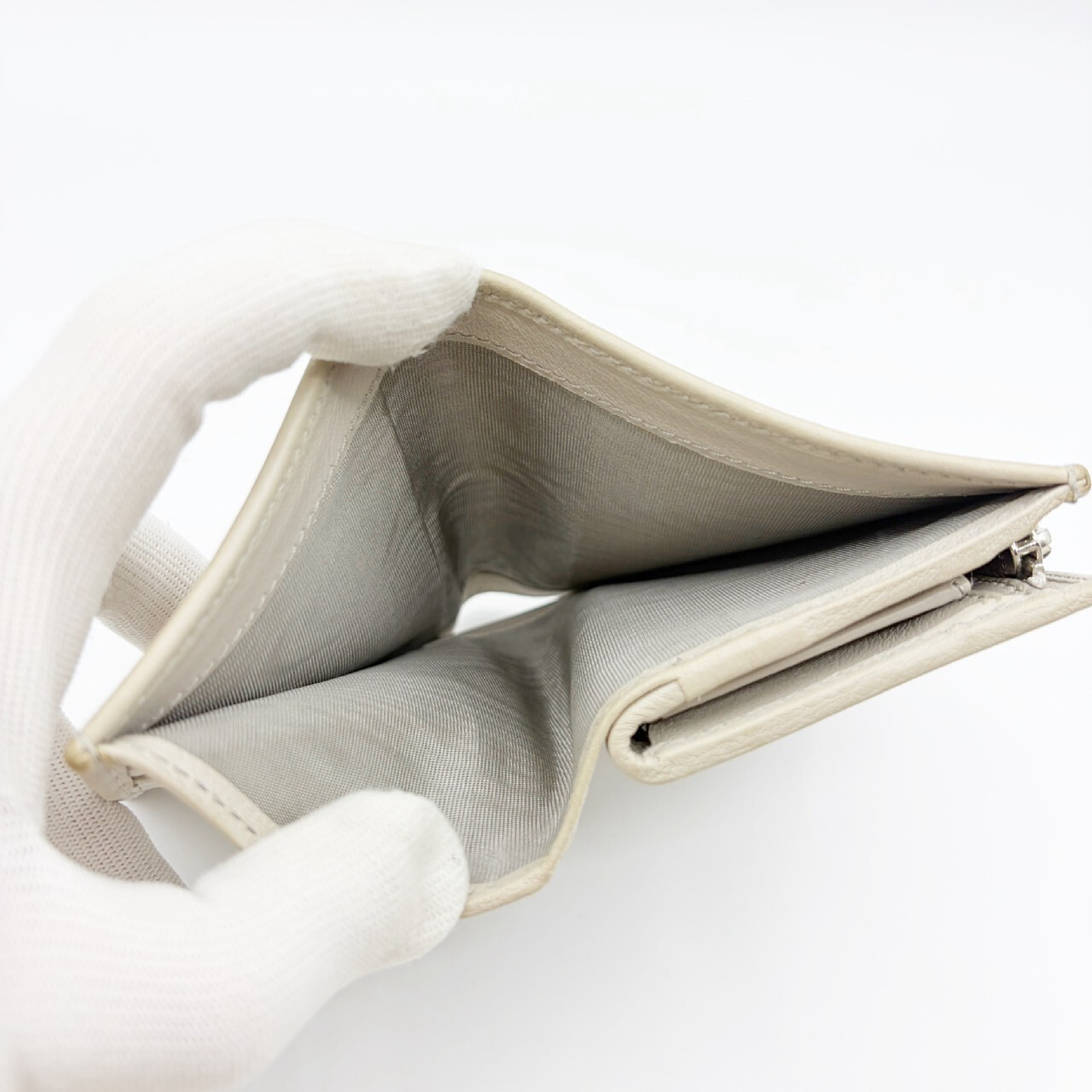 GG Marmont Compact Wallet, Greige — view 8