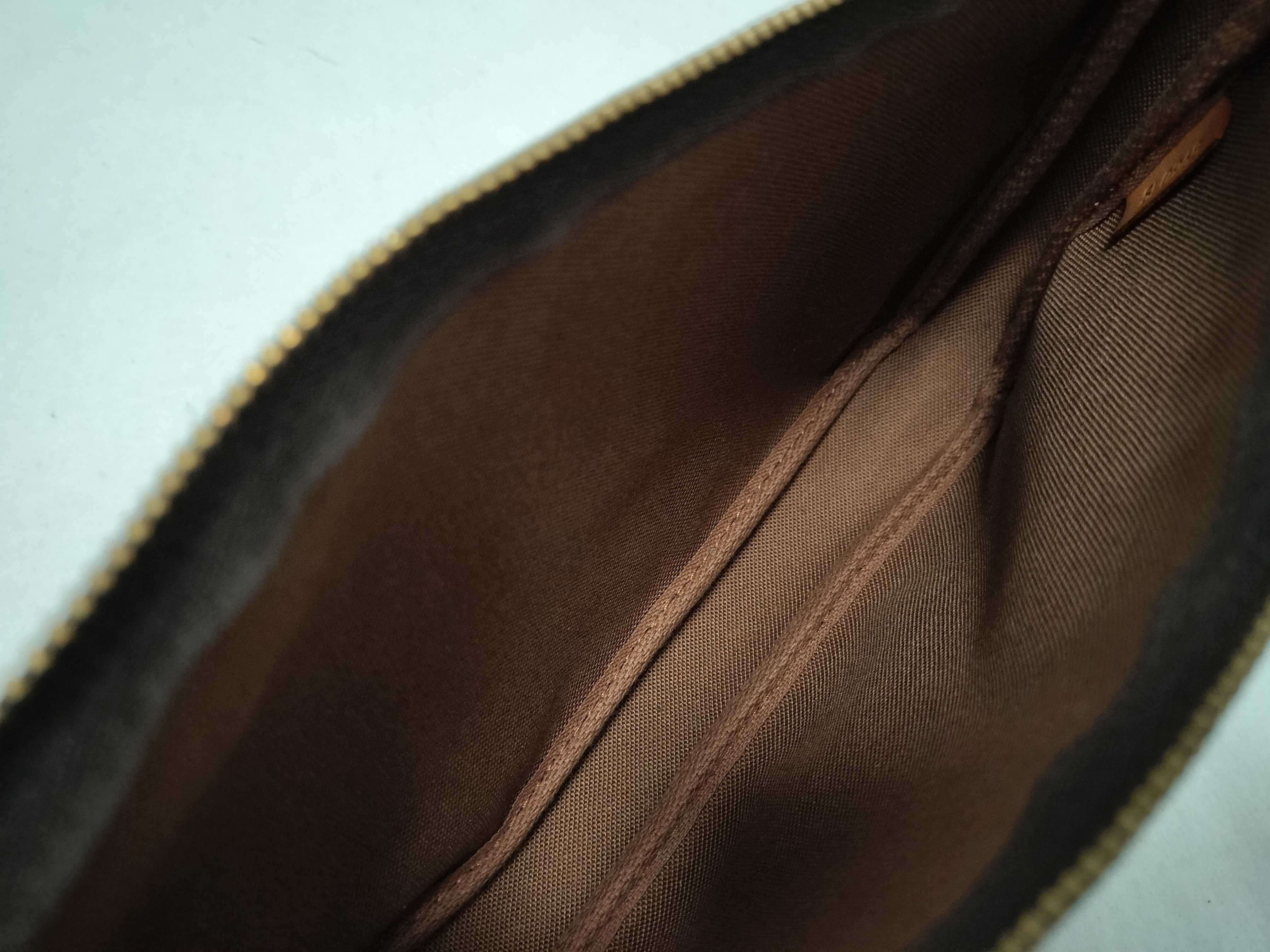Monogram Louis Vuitton Accessory Pouch M51980 (L-7) Pouch — view 10