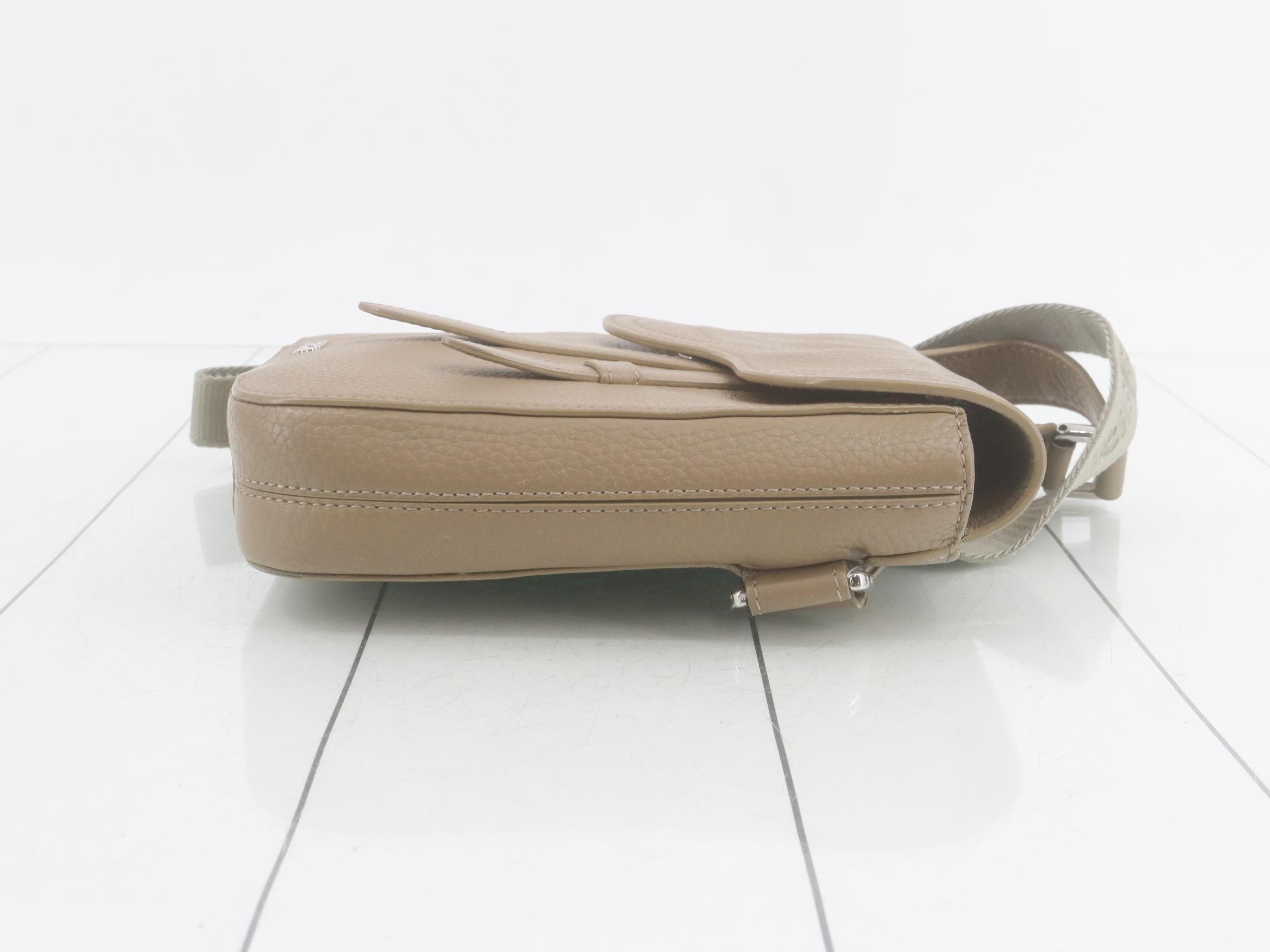 Saddle pouch leather shoulder bag — view 3