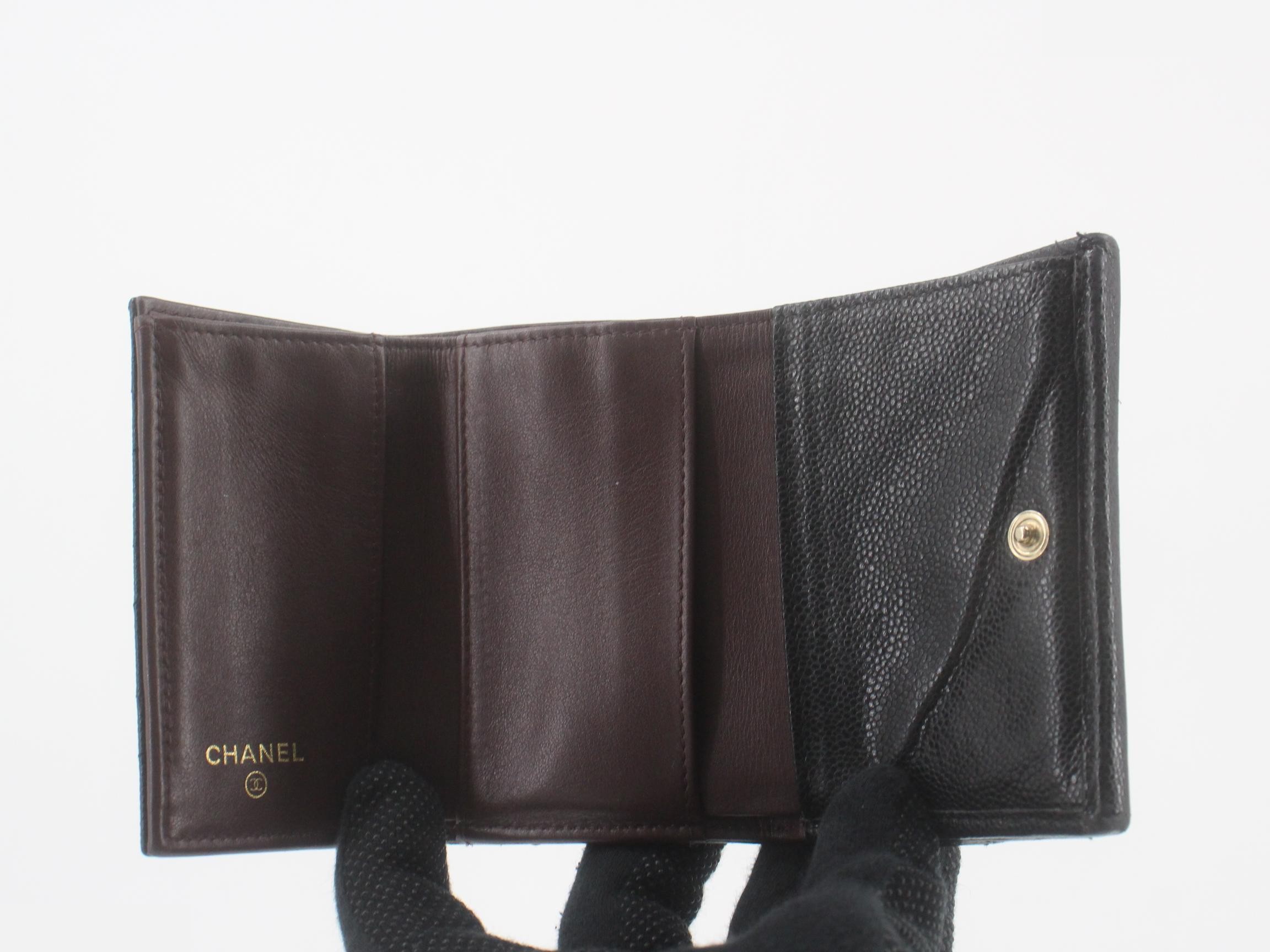 Matelassé Caviar Folding Wallet with Random Sticker — view 4