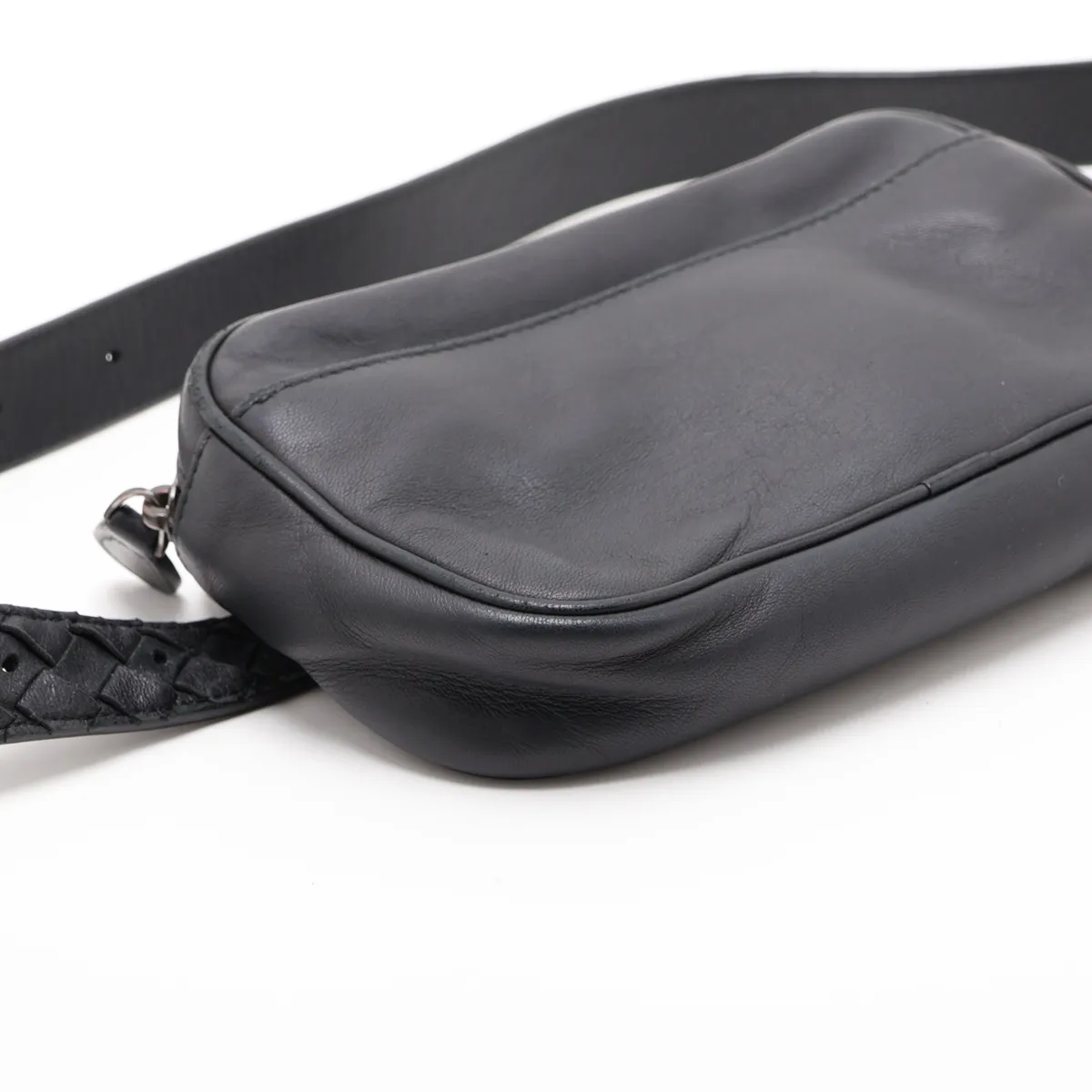Intrecciato Leather Body Bag, Black — view 4