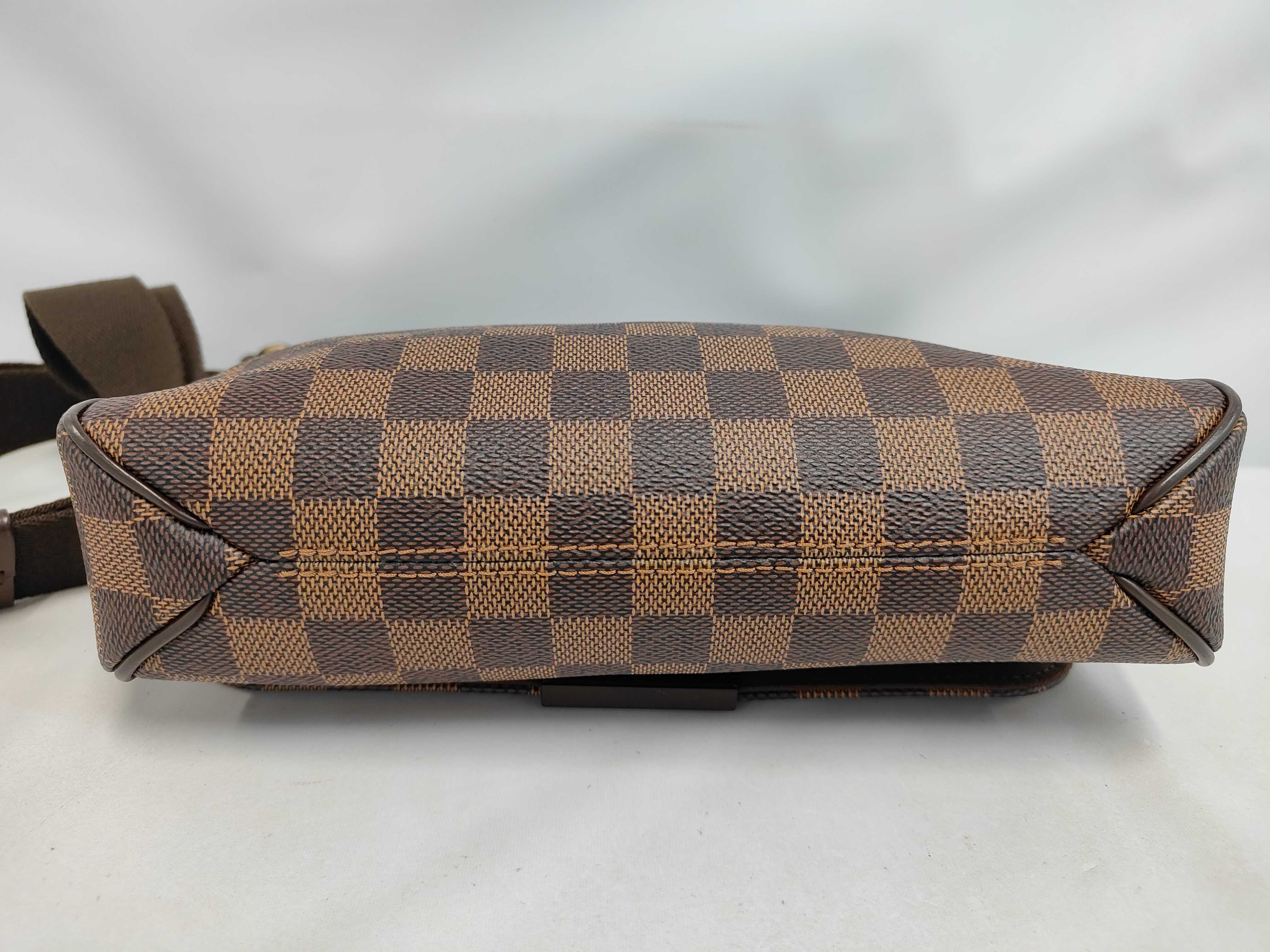District PM Damier Ebene N41213 Shoulder Bag — view 4
