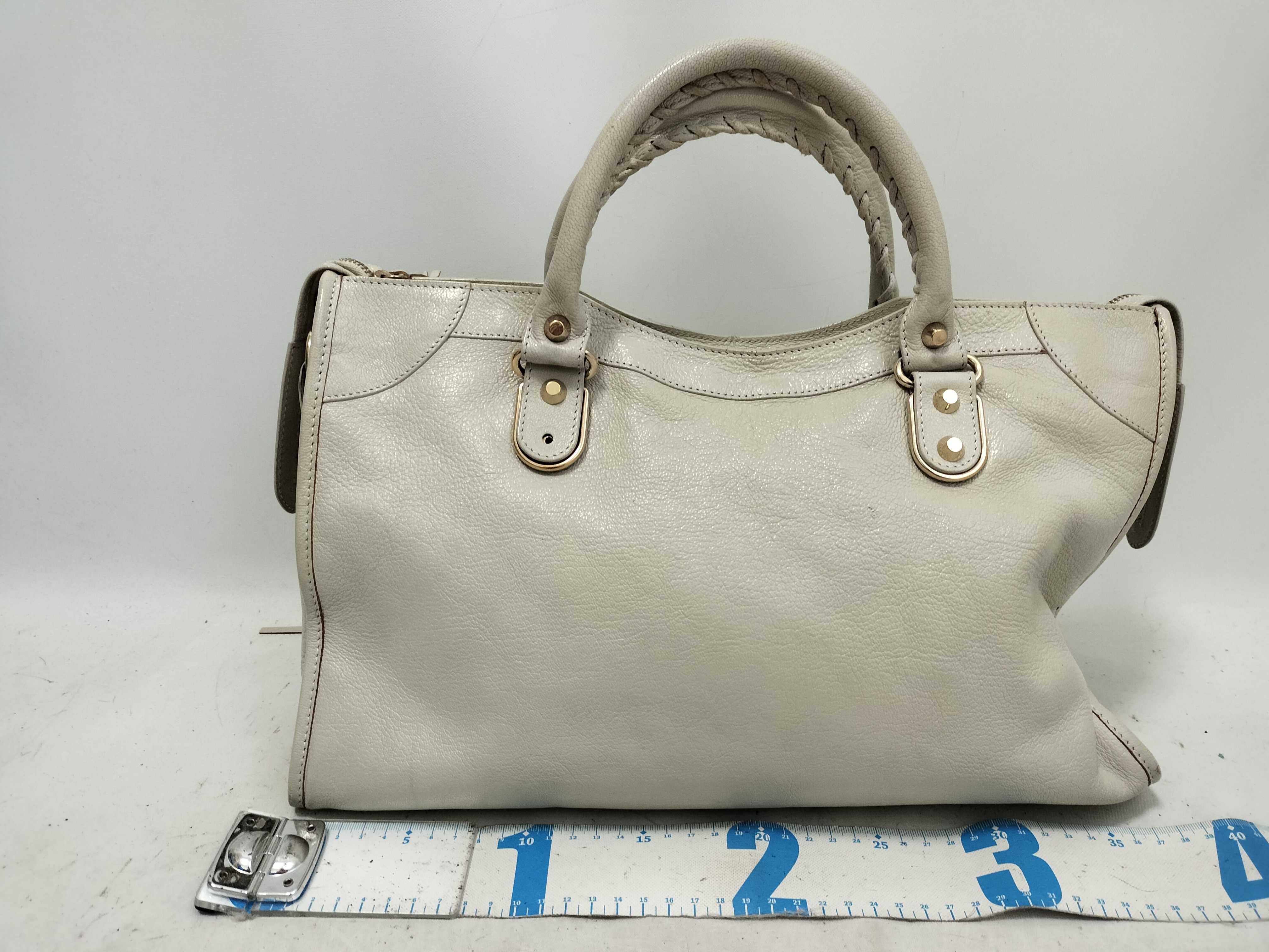 The City Balenciaga The City Leather 2-Way Handbag White 115748 One screw missing Handbag — view 2