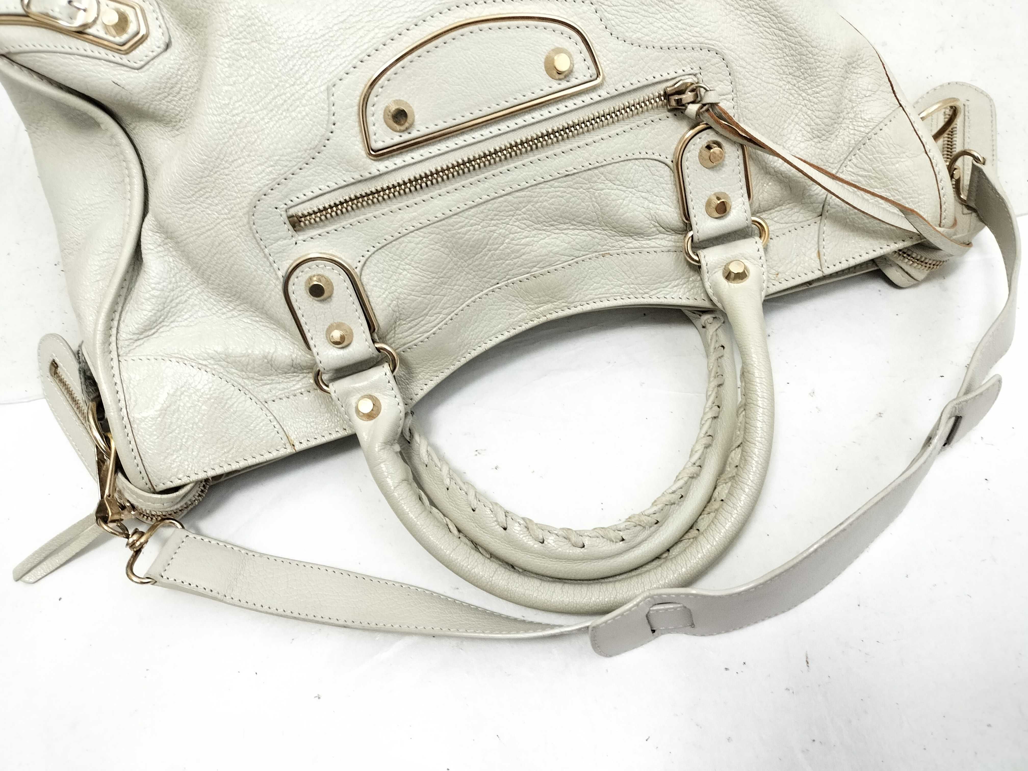 The City Balenciaga The City Leather 2-Way Handbag White 115748 One screw missing Handbag — view 6
