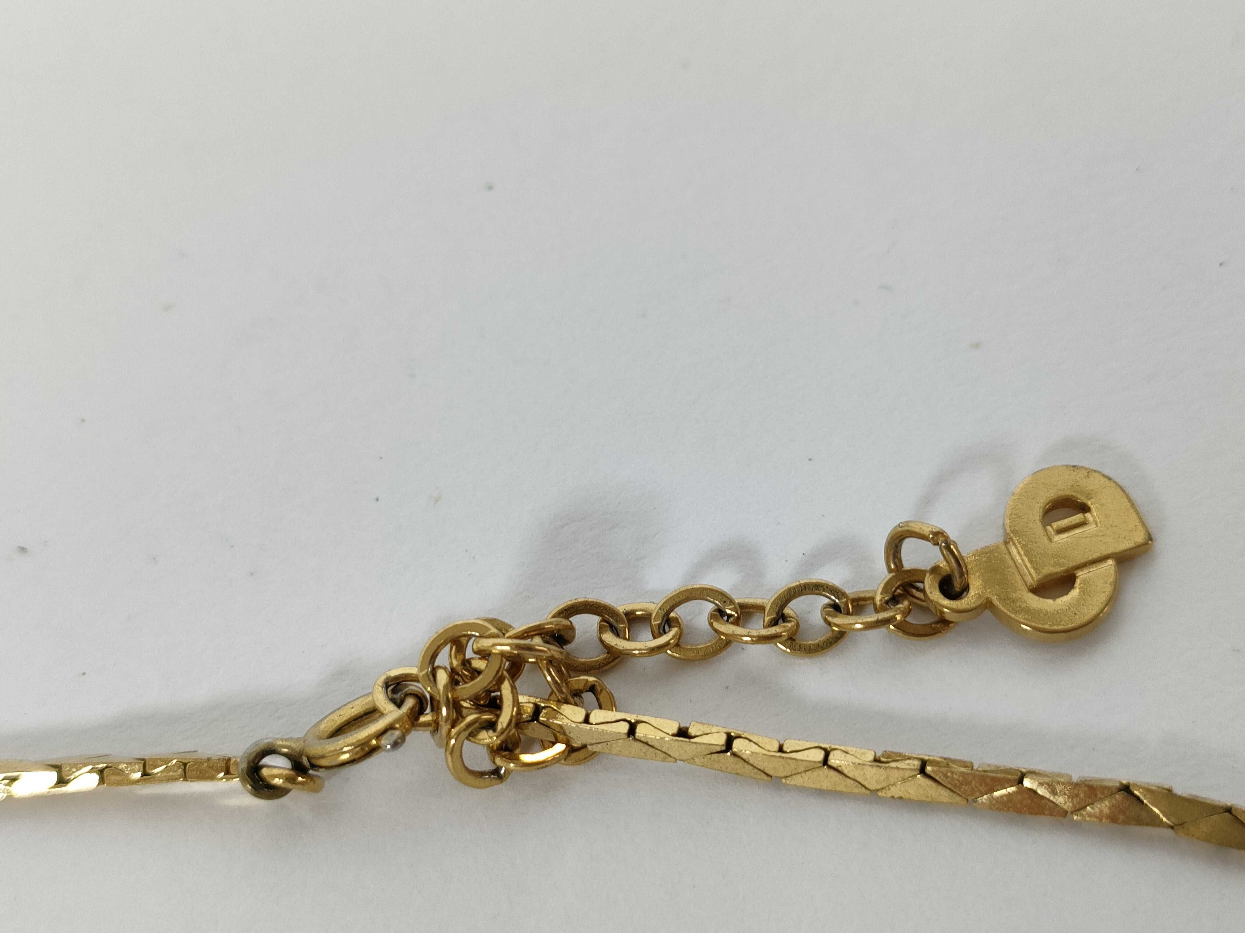 pearl rhinestone necklace, gold plated, some stones missing. — view 4