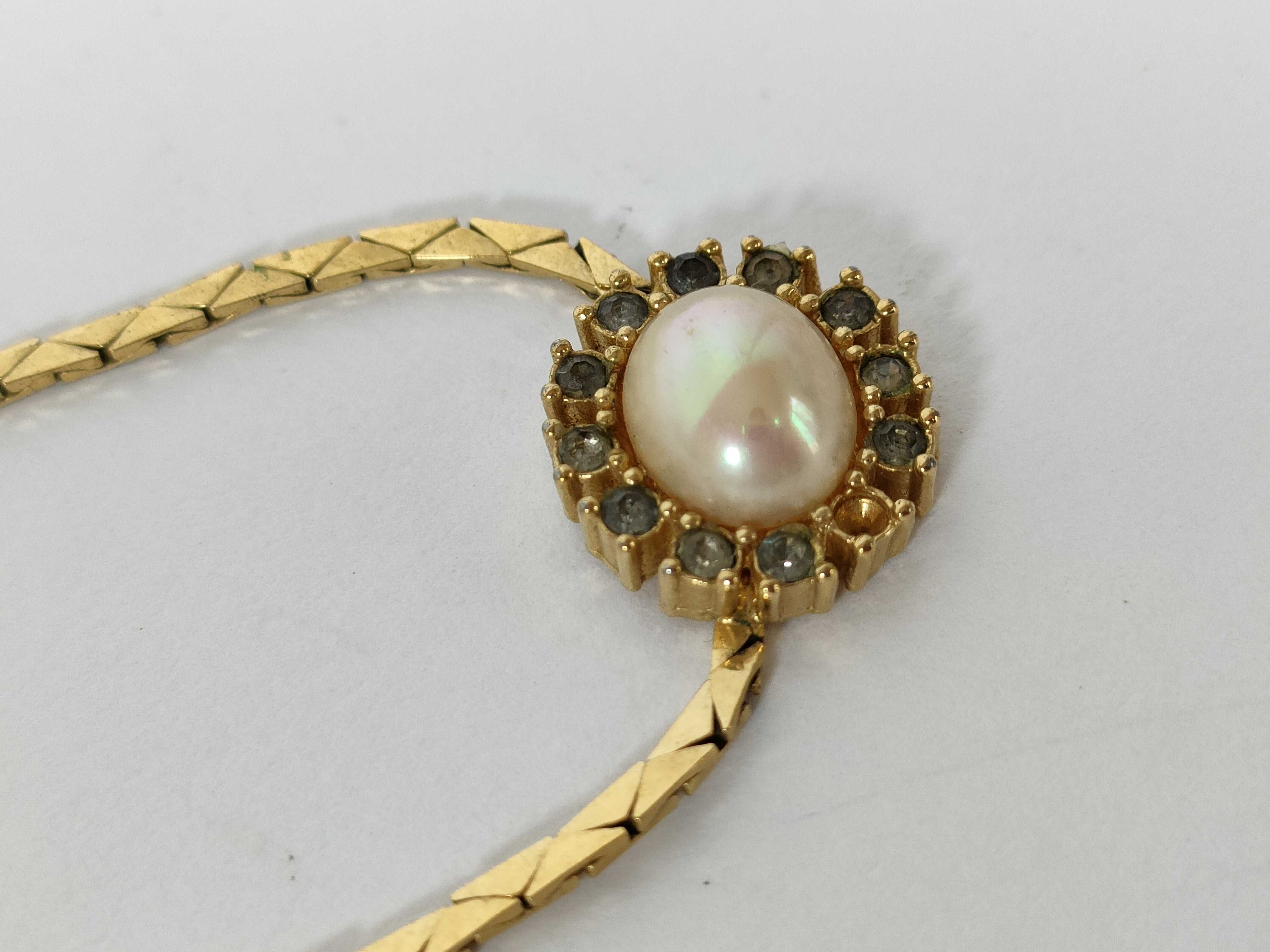 pearl rhinestone necklace, gold plated, some stones missing. — view 6