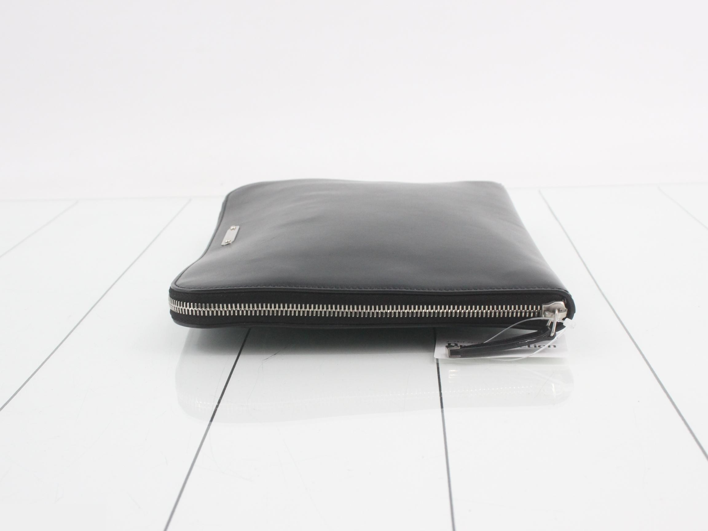 506691 Plate Logo Clutch Bag, L-shaped Zipper, Leather, Black — view 4