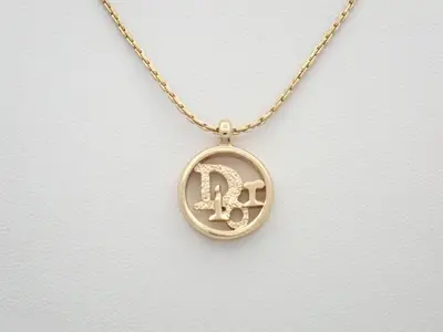 necklace, neck circumference approximately 46 cm