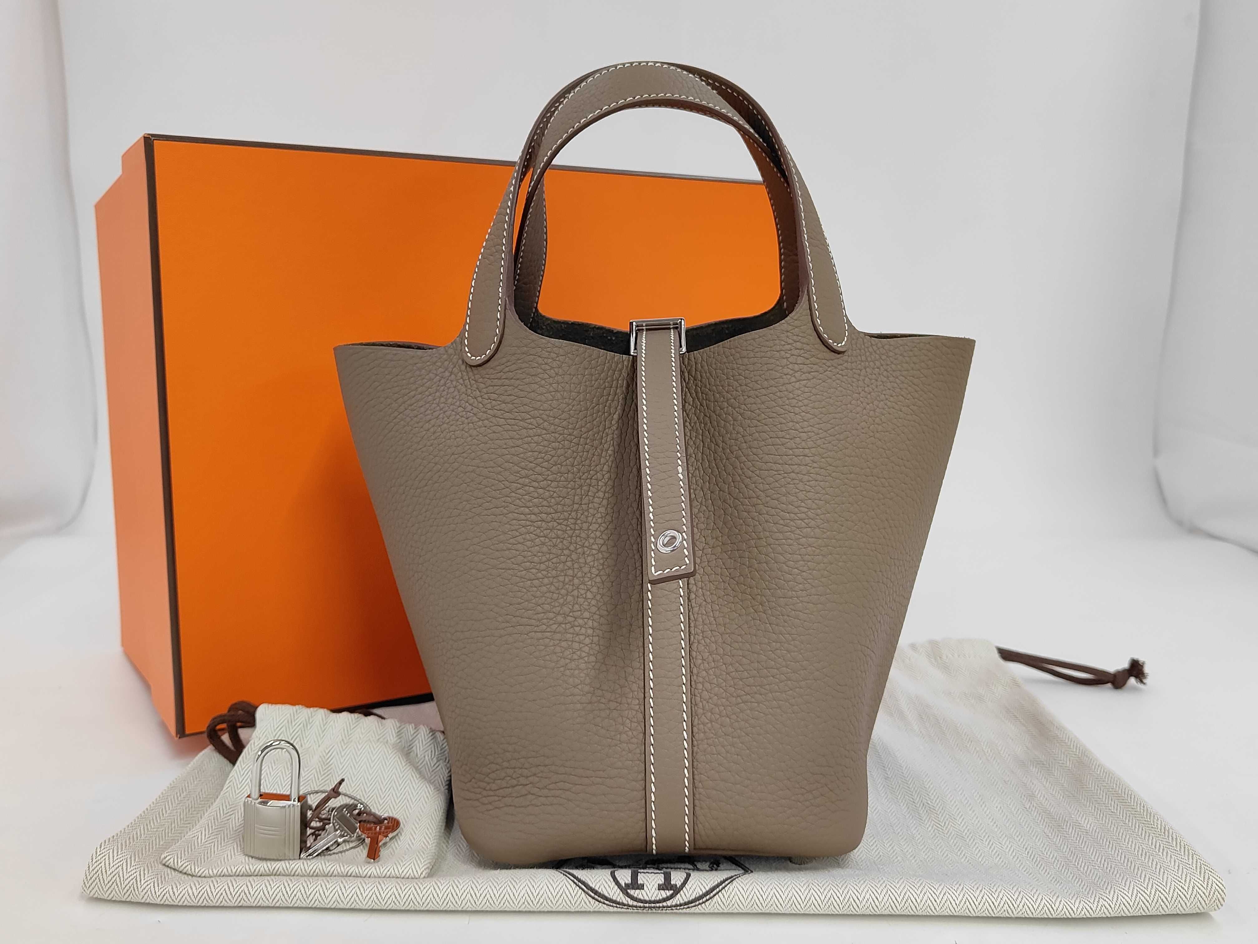 Picotin Lock PM Taurillon Leather Handbag, K Stamp, 2025, Box, Dust Bag, Key, Padlock.