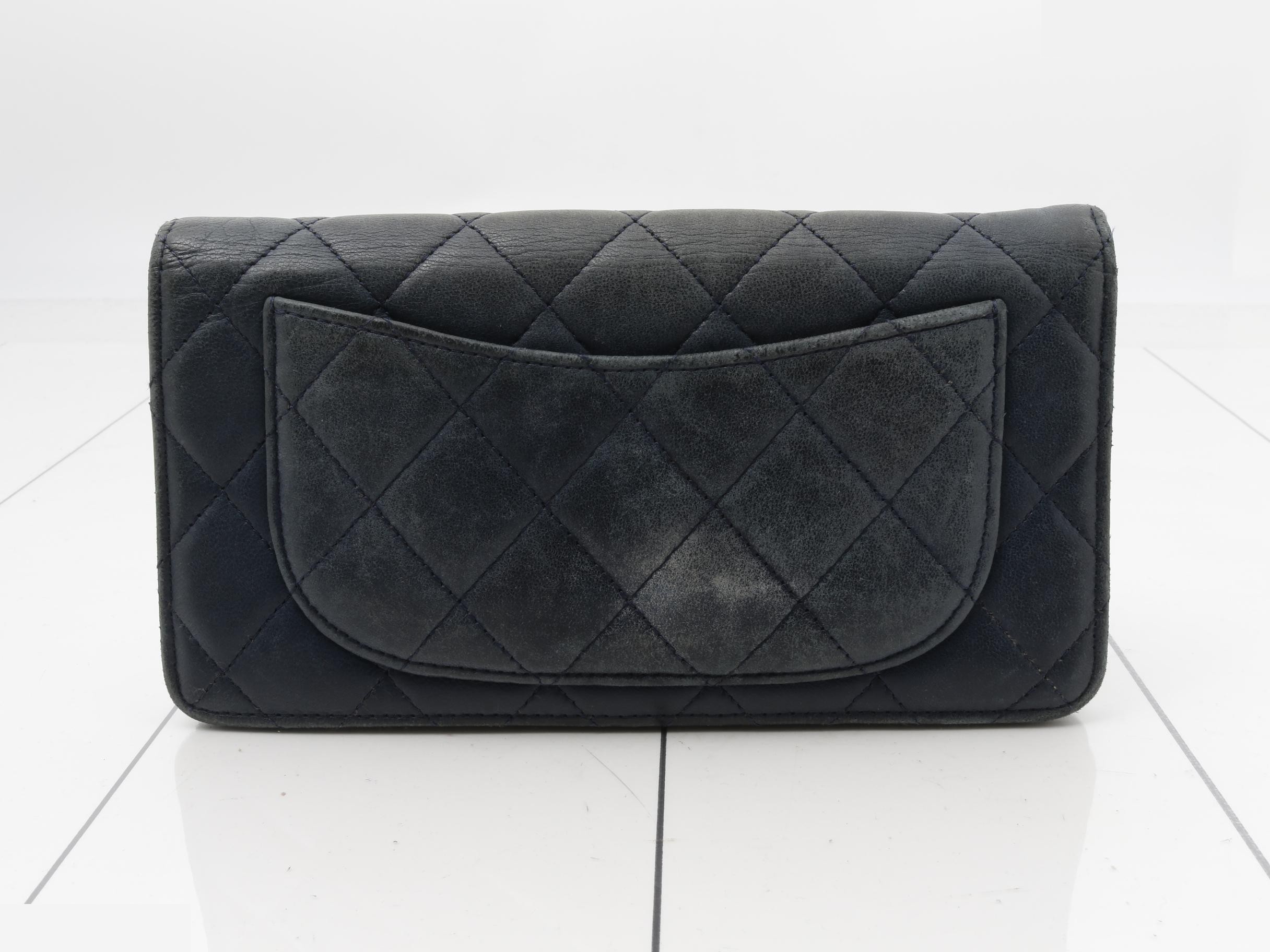 Matelassé (bag) and wallet, Coco Mark, navy — view 2