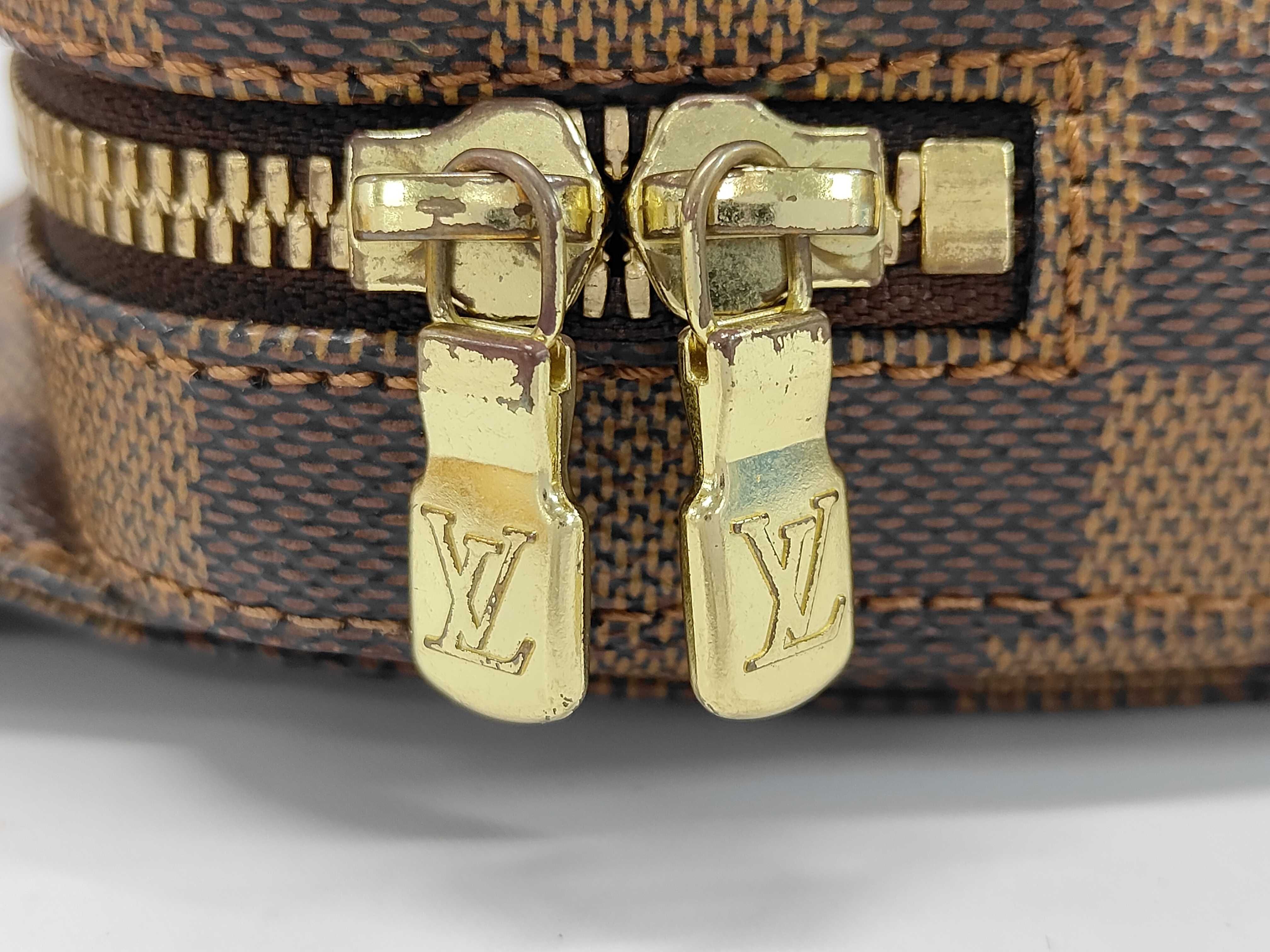 Damier Geronimos Body Bag — view 8