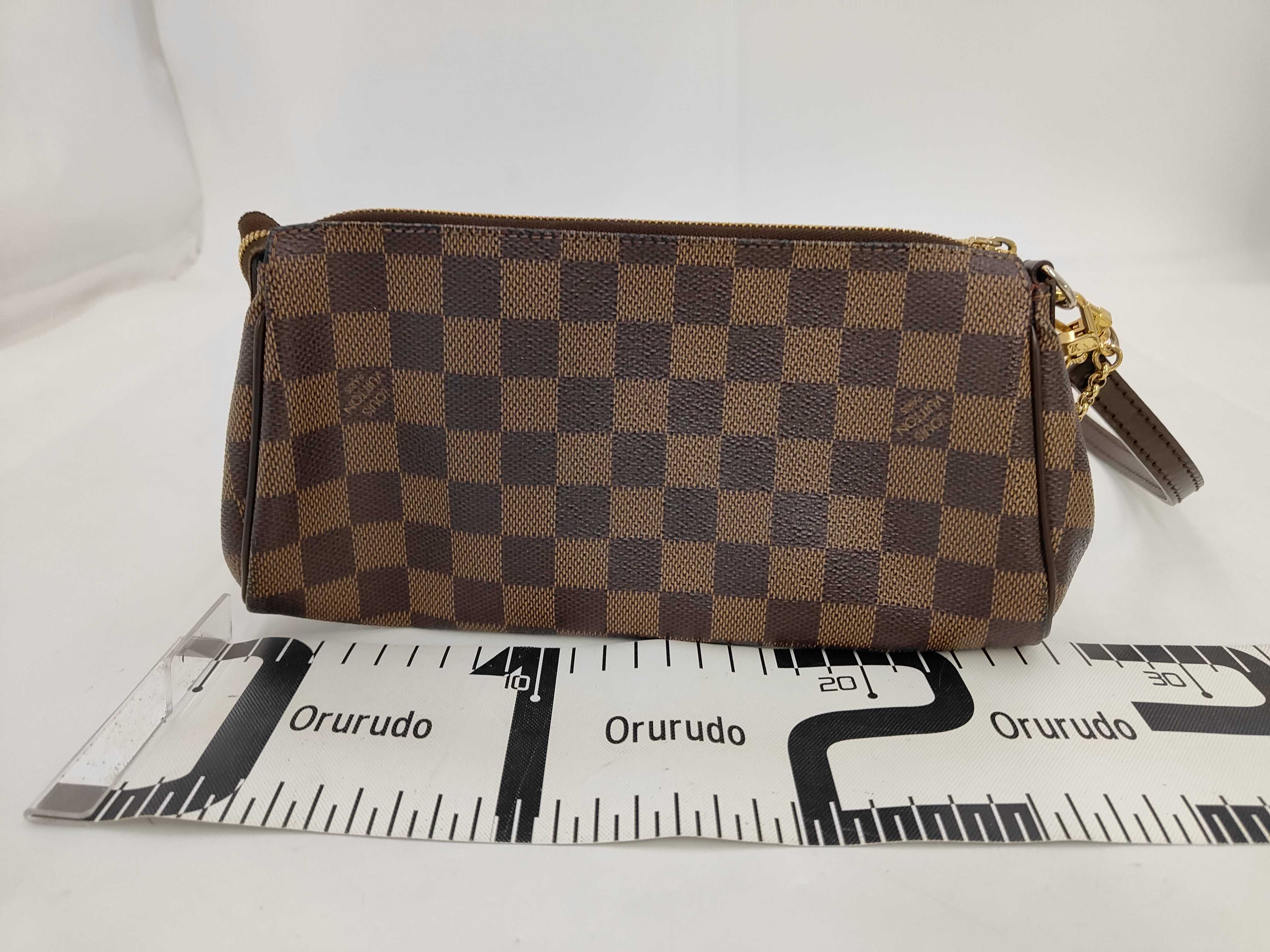 Damier Eva Shoulder Bag — view 2