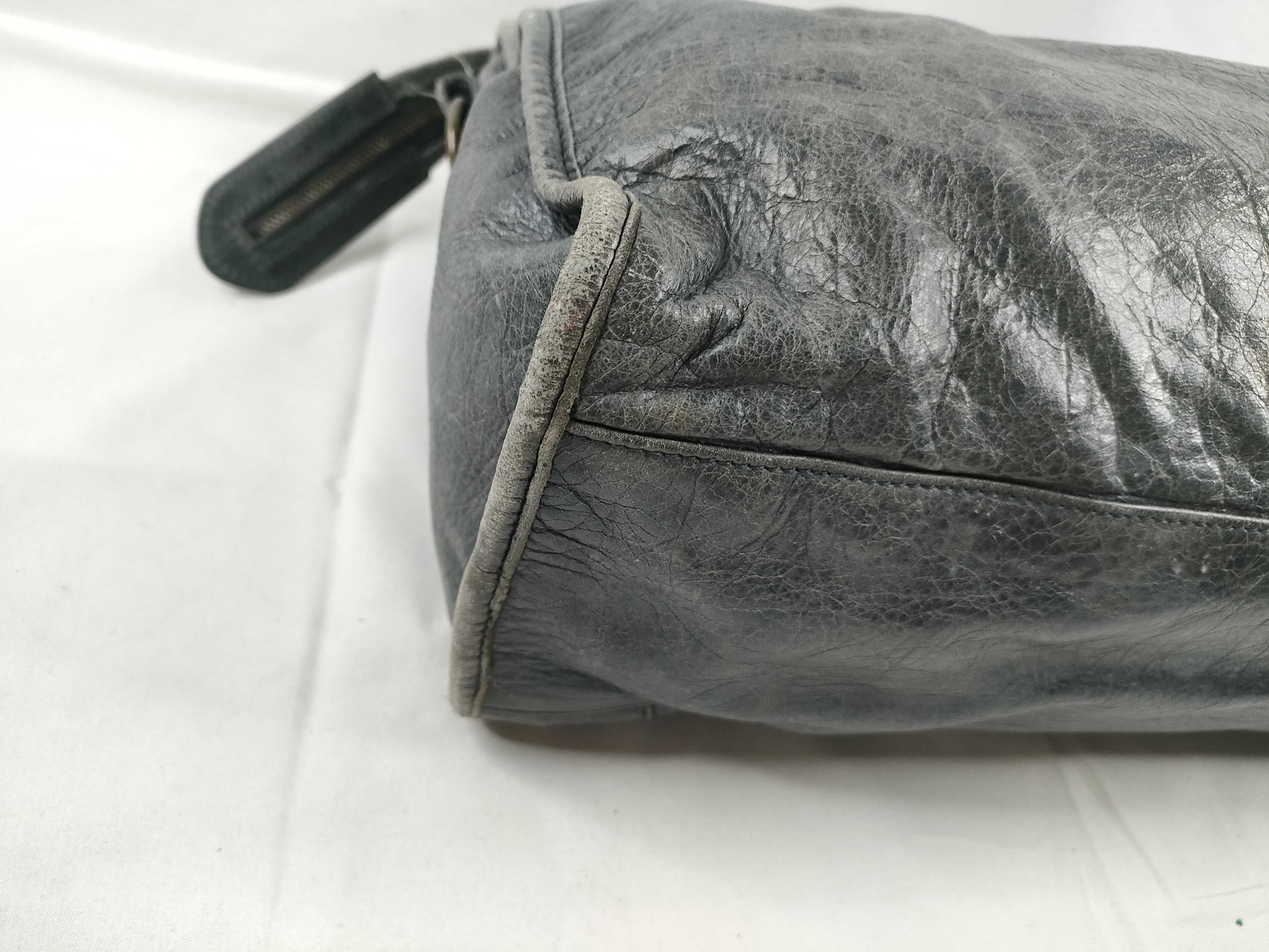 The City Balenciaga CITY Black 2-Way Bag Handbag — view 3
