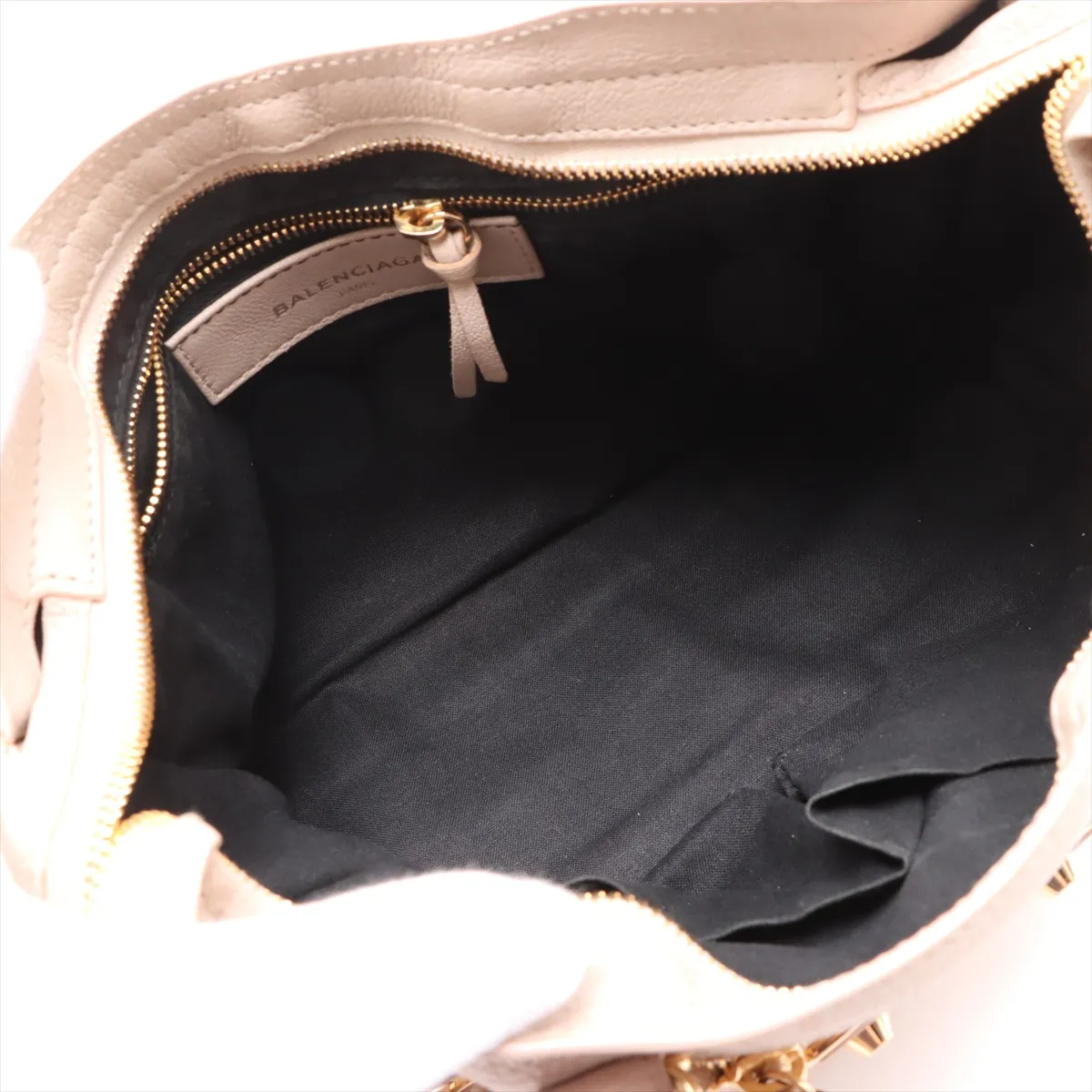 Classic Metal Edge City Leather 2WAY Handbag Pink Beige 432831 — view 8