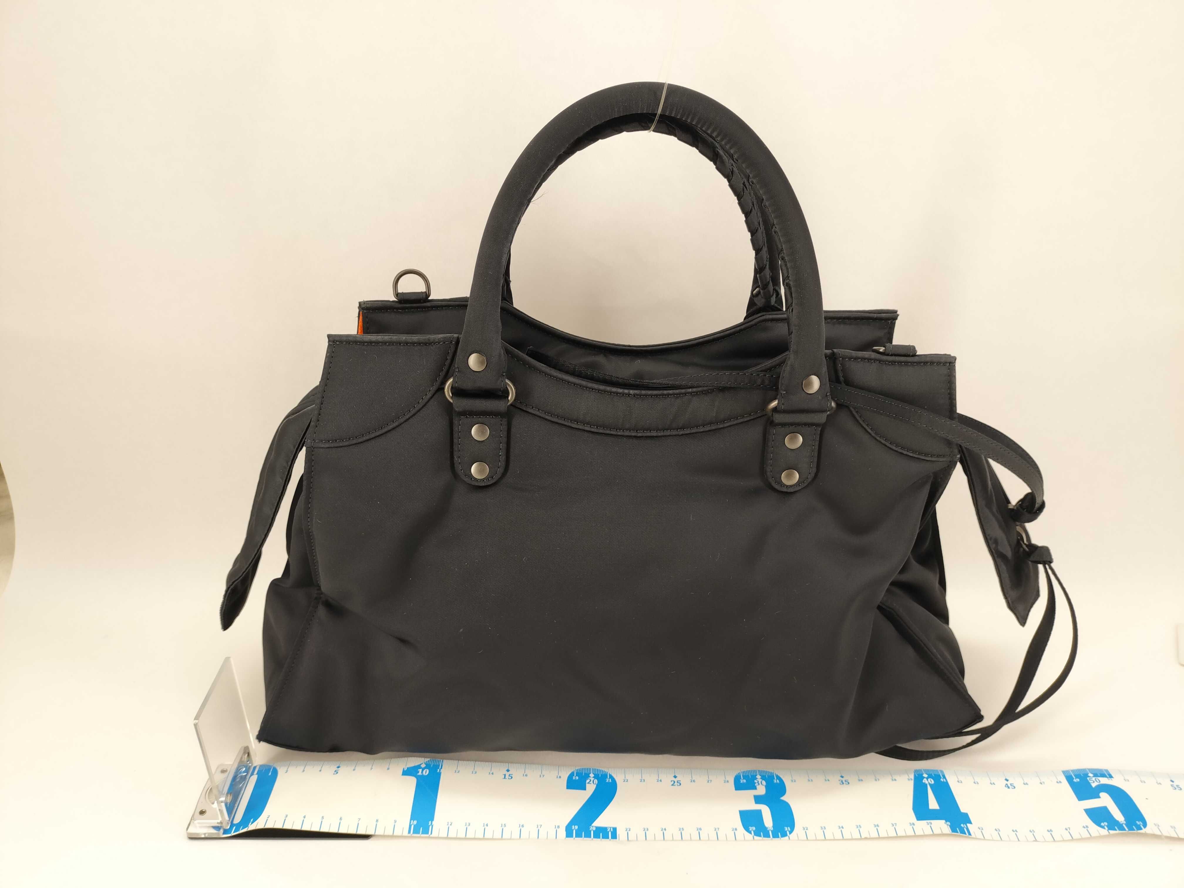 Neo Classic City 638521 Nylon Tote Bag — view 2