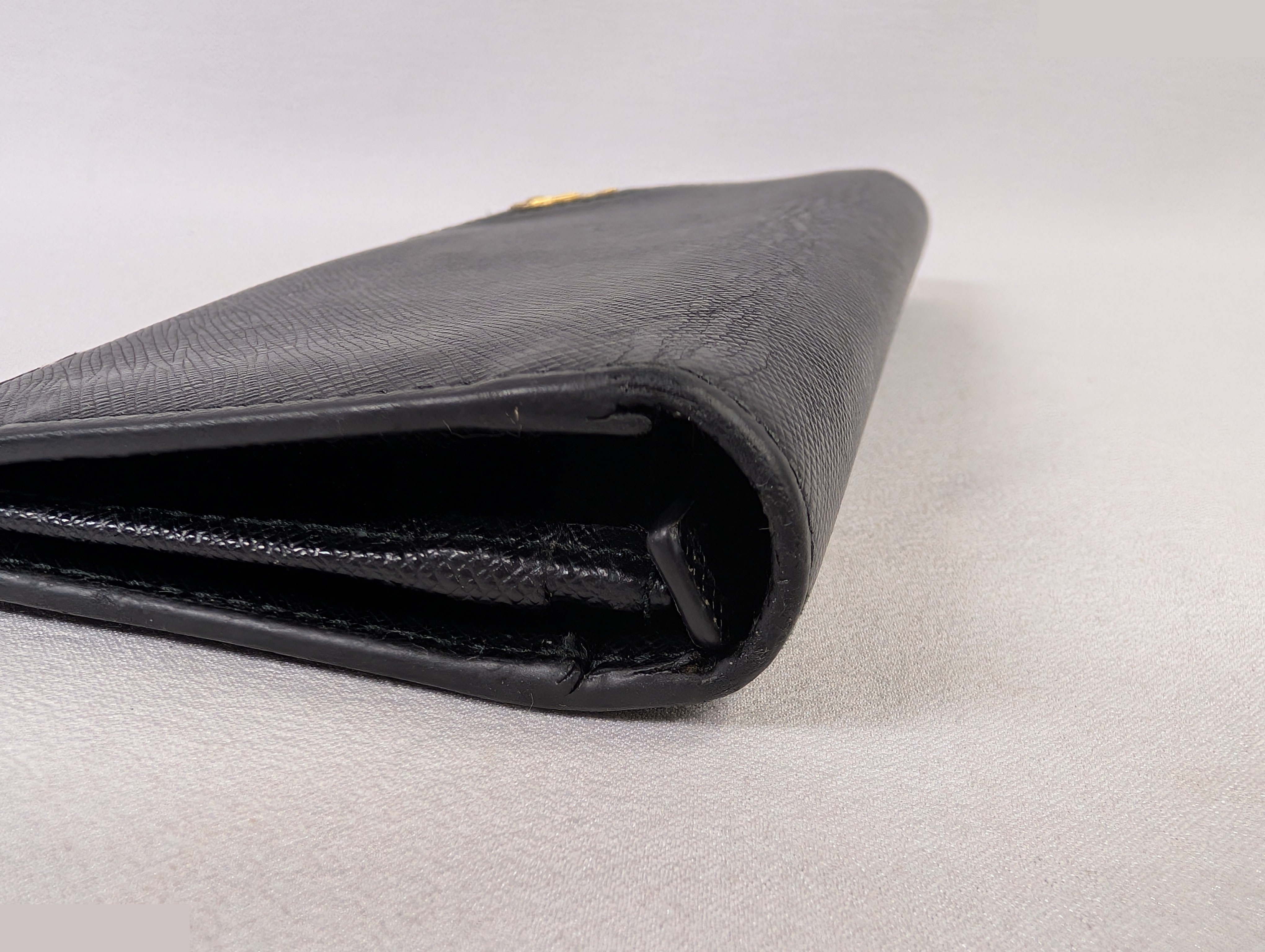 Saffiano bi-fold long wallet 2MV836 — view 4