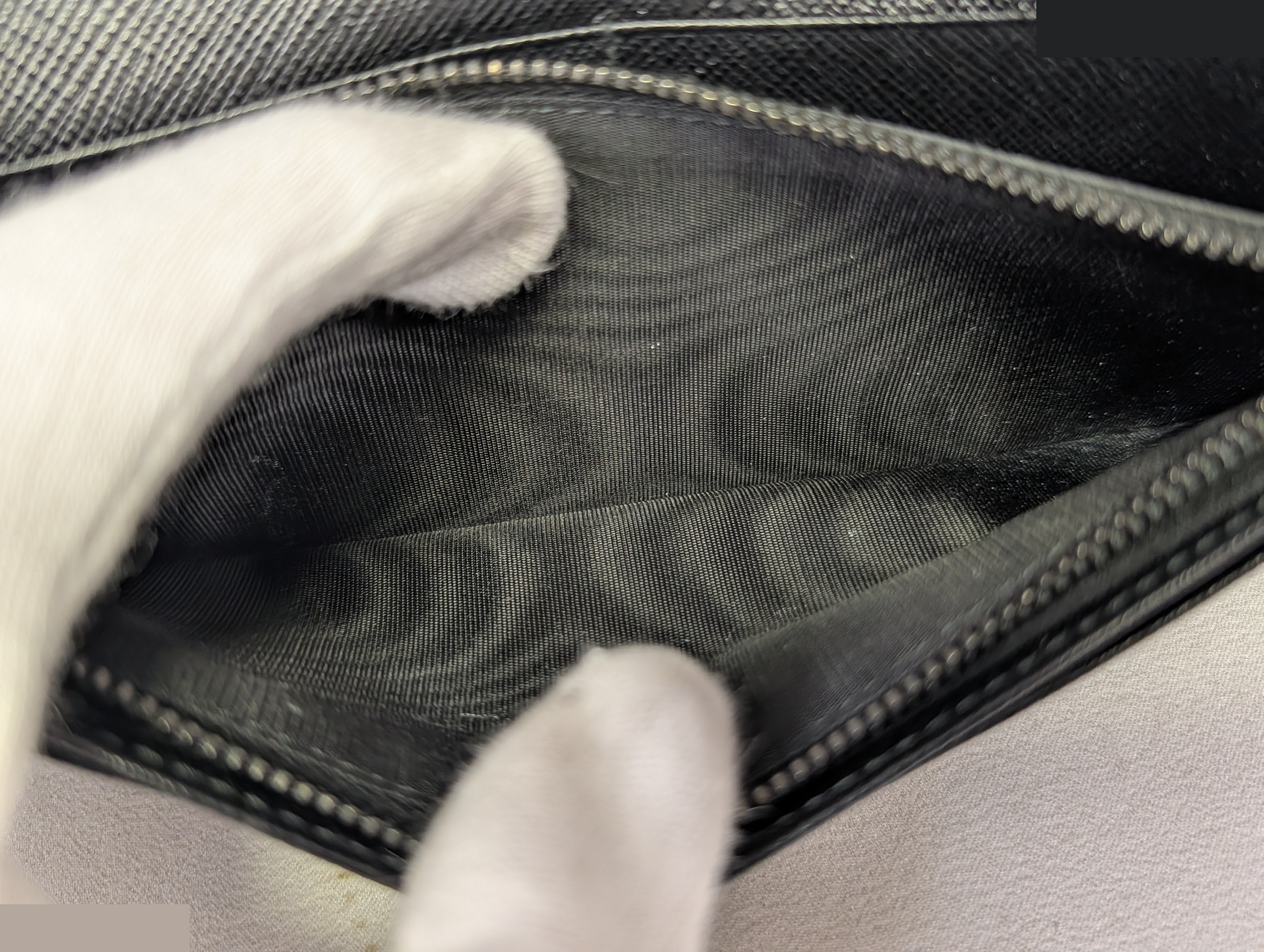 Saffiano bi-fold long wallet 2MV836 — view 6