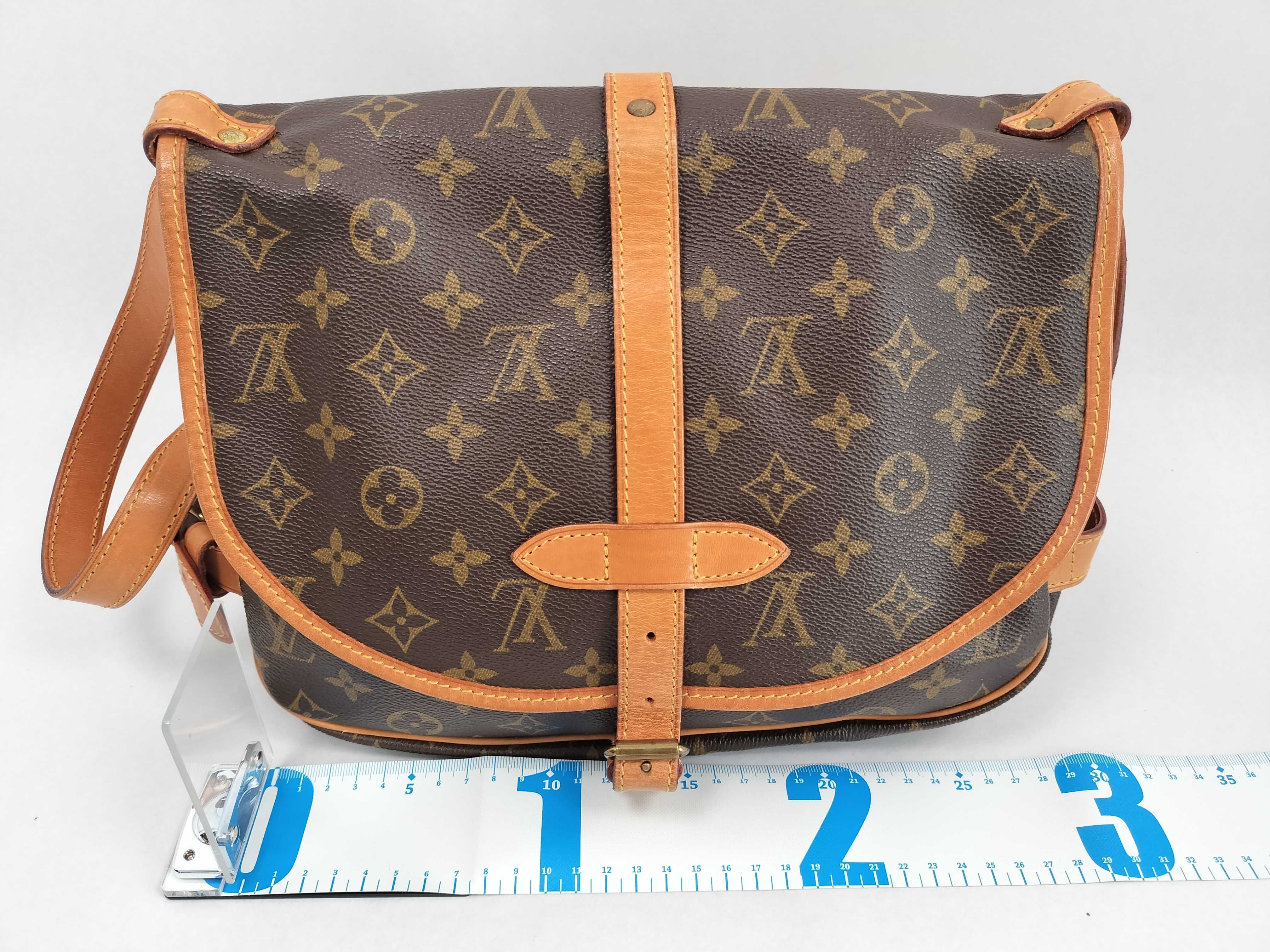 Monogram Louis Vuitton Saumur 30 Monogram Shoulder Bag M42256 — view 2