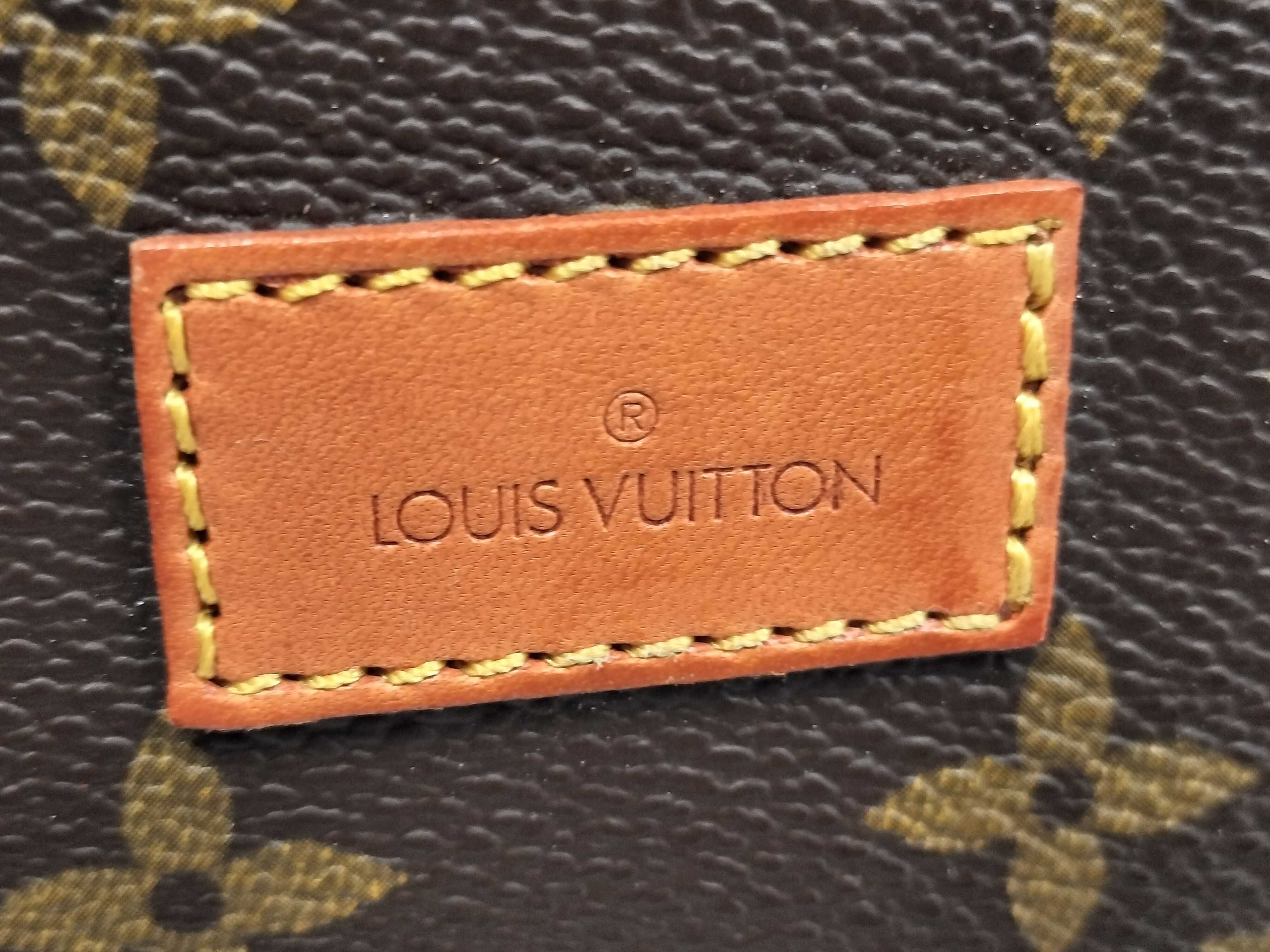 Monogram Louis Vuitton Saumur 30 Monogram Shoulder Bag M42256 — view 11