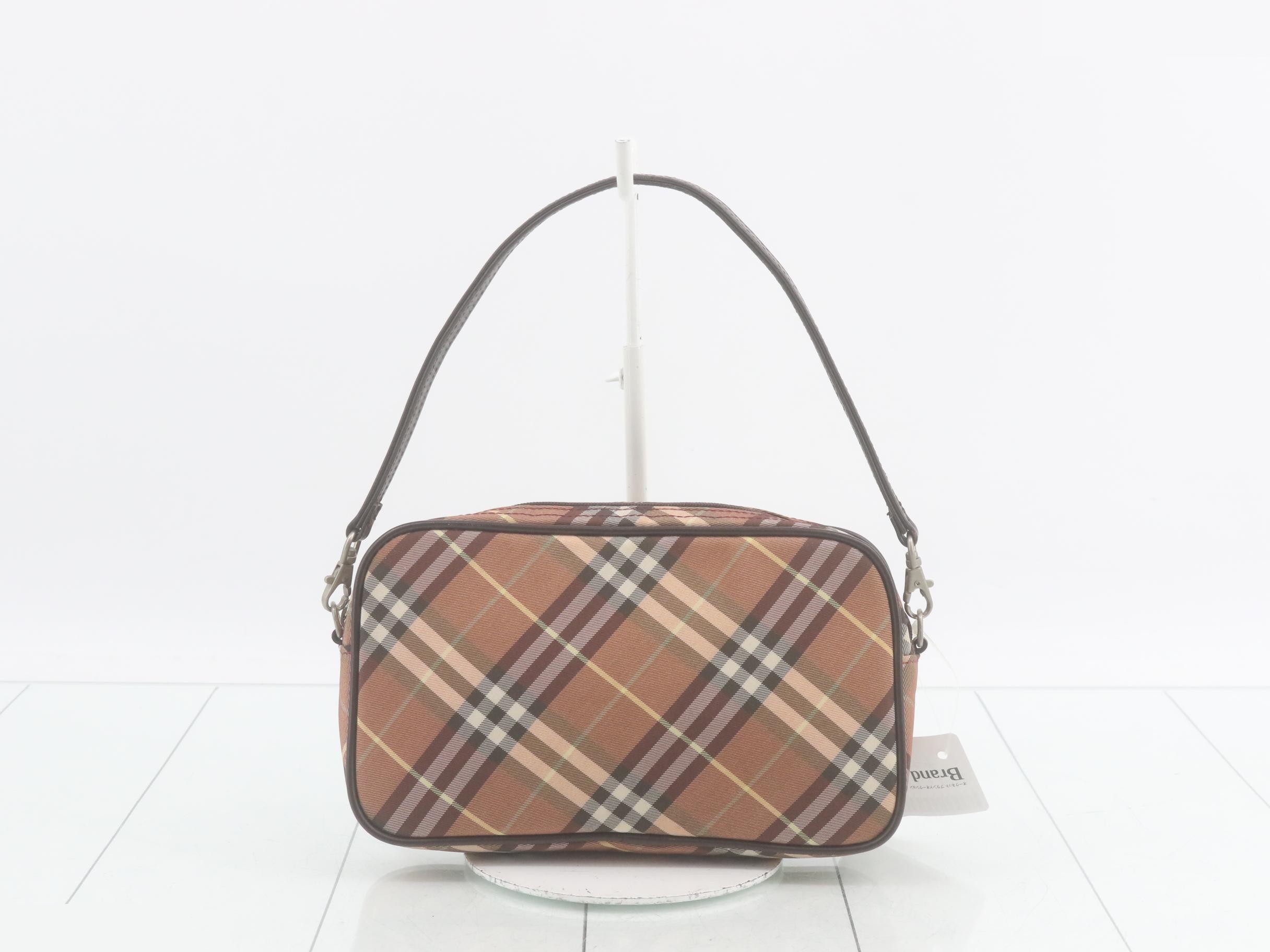 Checked nylon bag, W21.5 H13 D4.5