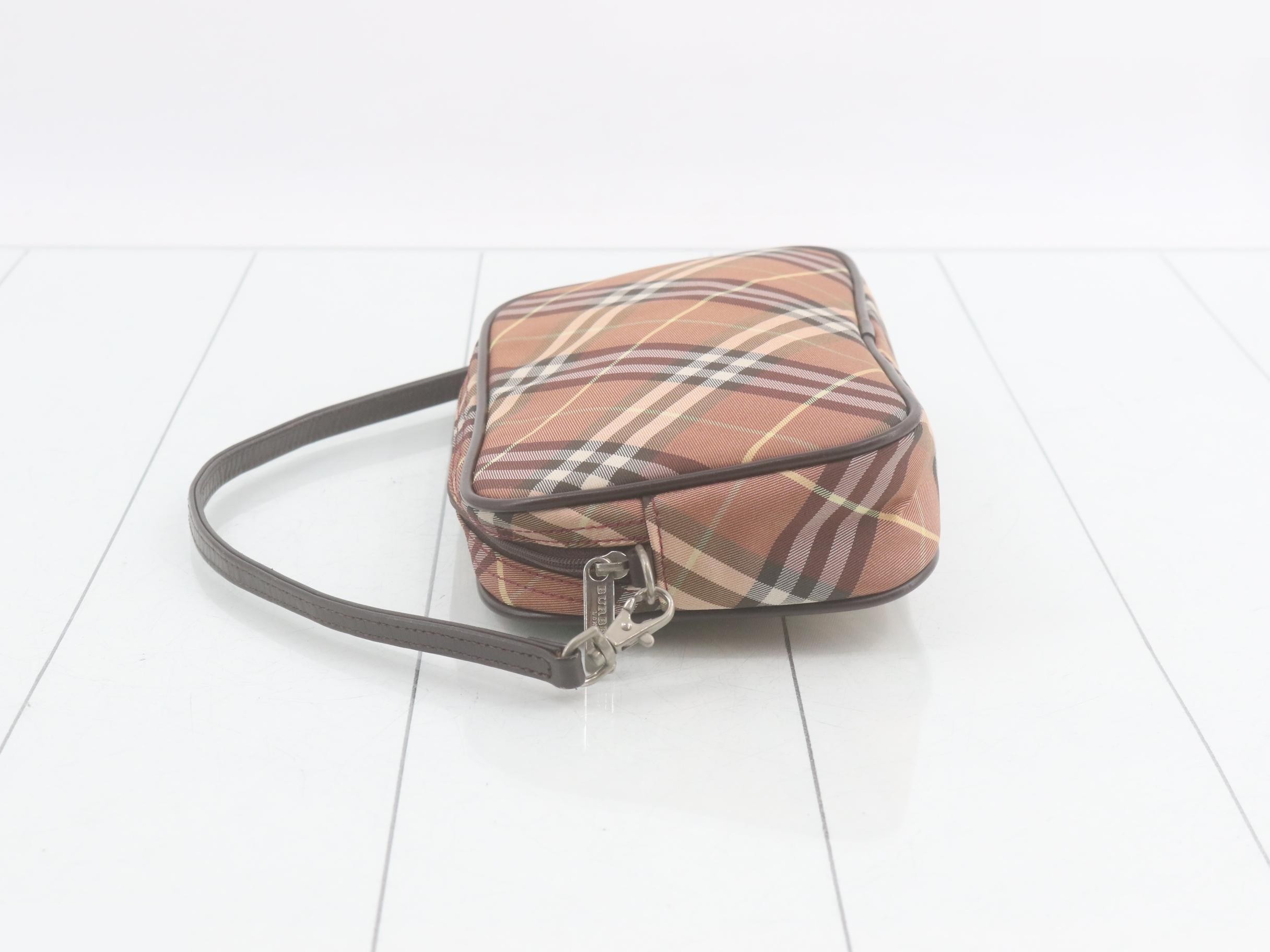 Checked nylon bag, W21.5 H13 D4.5 — view 4